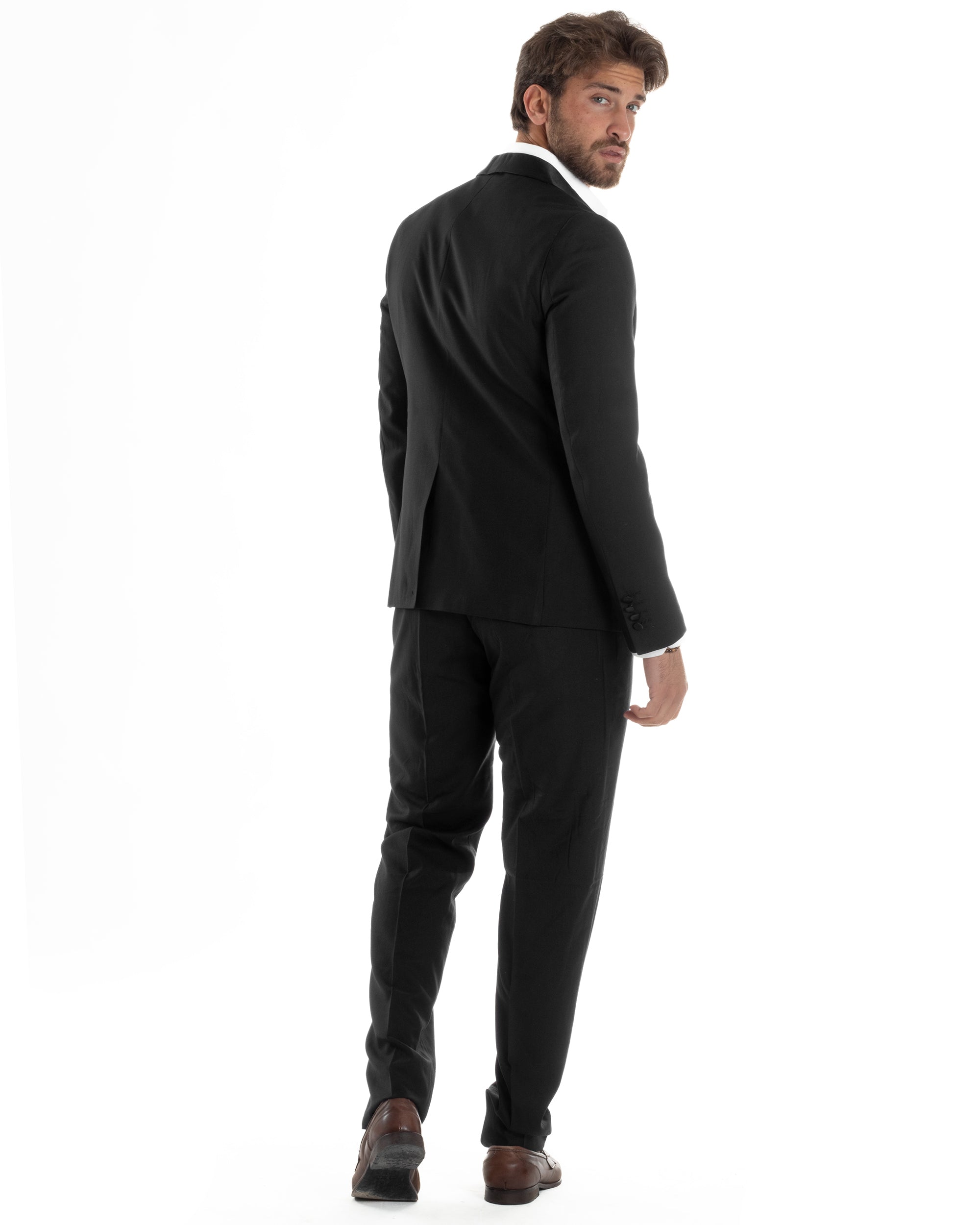 Abito Uomo Monopetto Vestito Completo Giacca Rever Sciallato In Raso Pantaloni Abbottonatura Allungata Smoking Elegante Nero GIOSAL-AE1154A