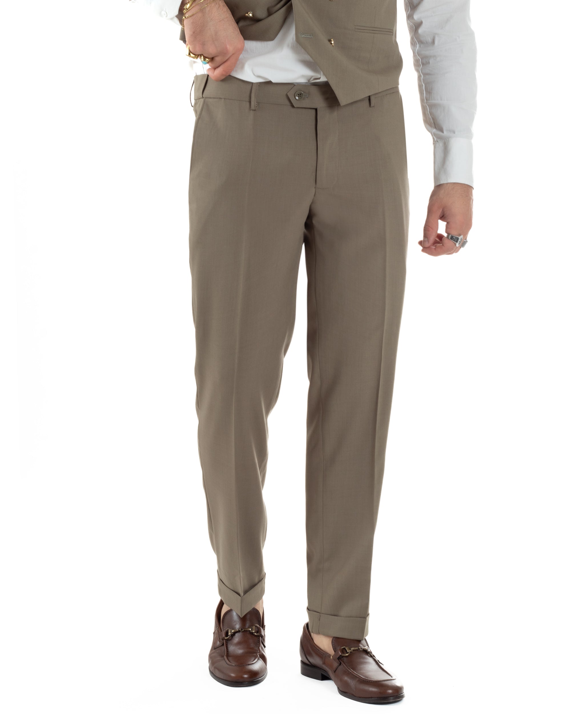 Dettaglio texture tessuto melangiato tortora pantalone abito uomo 3 pezzi elegante