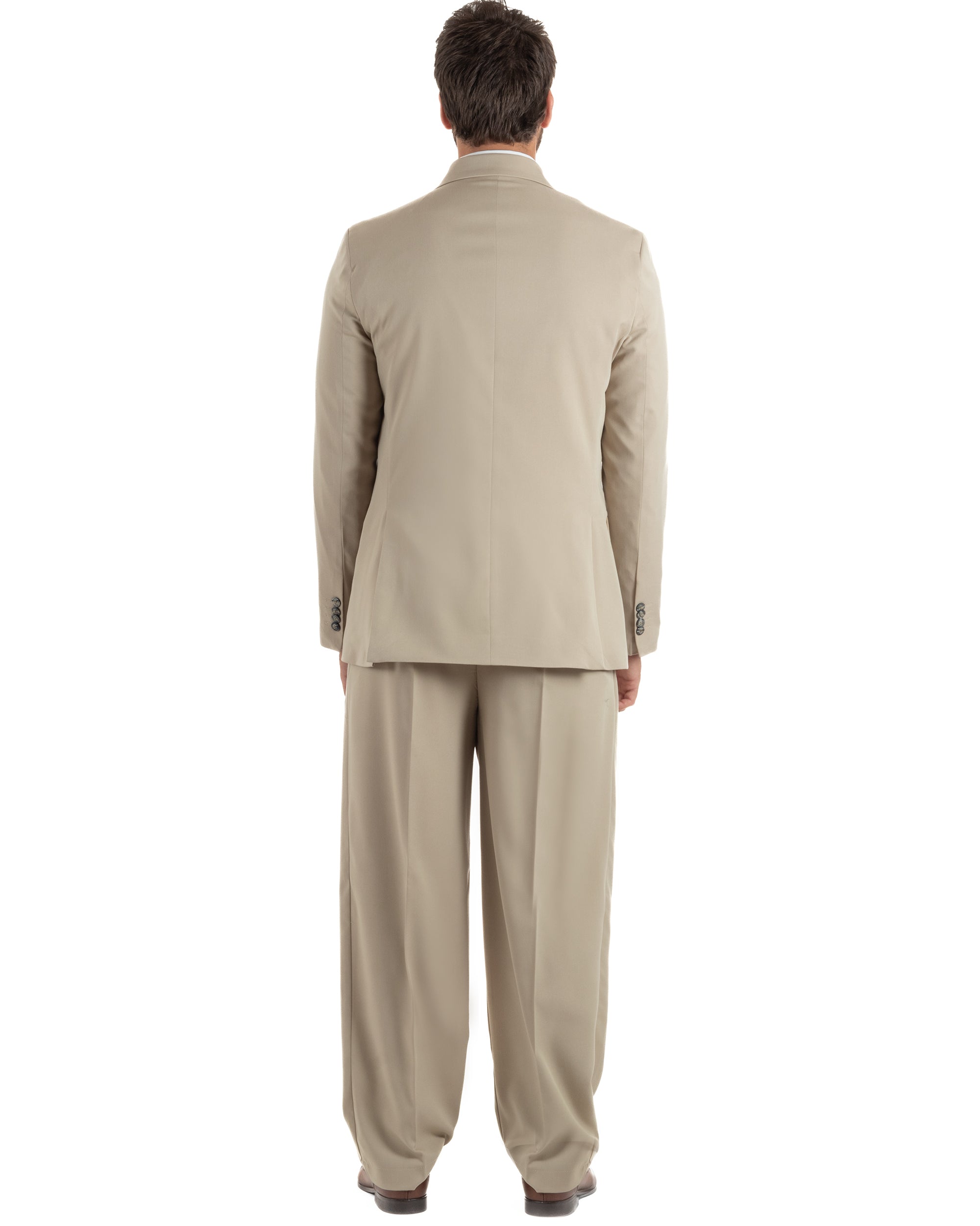 Vista posteriore abito uomo beige doppiopetto giacca pantaloni baggy pinces 79% poliestere rayon