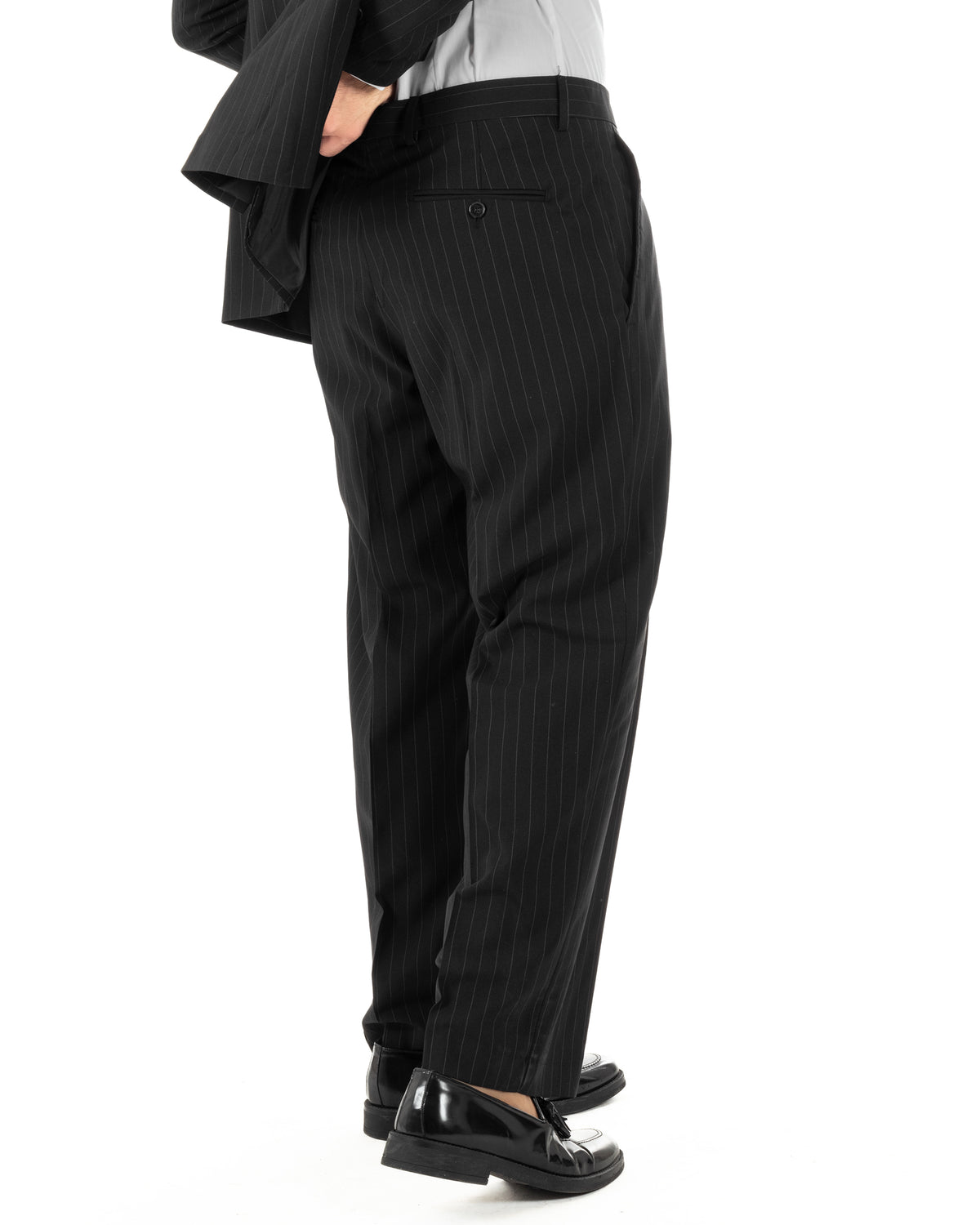 Abito uomo doppiopetto completo rigato gessato giacca bottoni madreperla pantaloni ampi nero GIOSAL-AE1289A