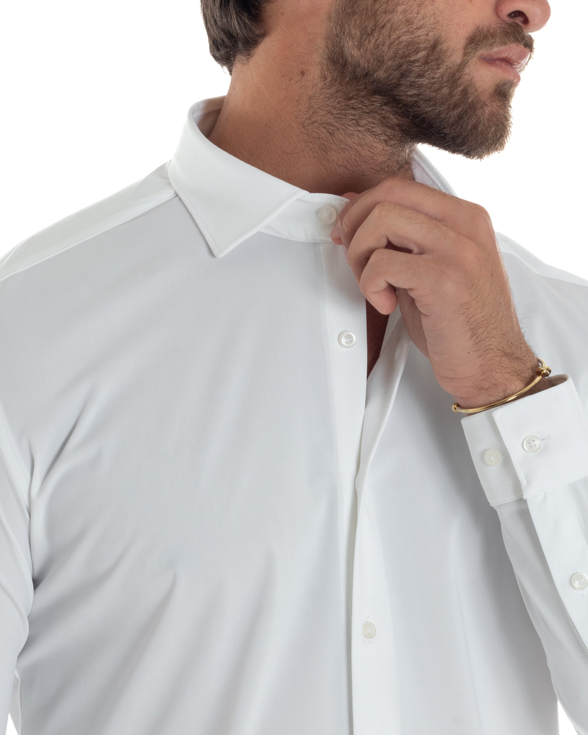 Camicia uomo bianca no stiro vista posteriore slim fit tinta unita