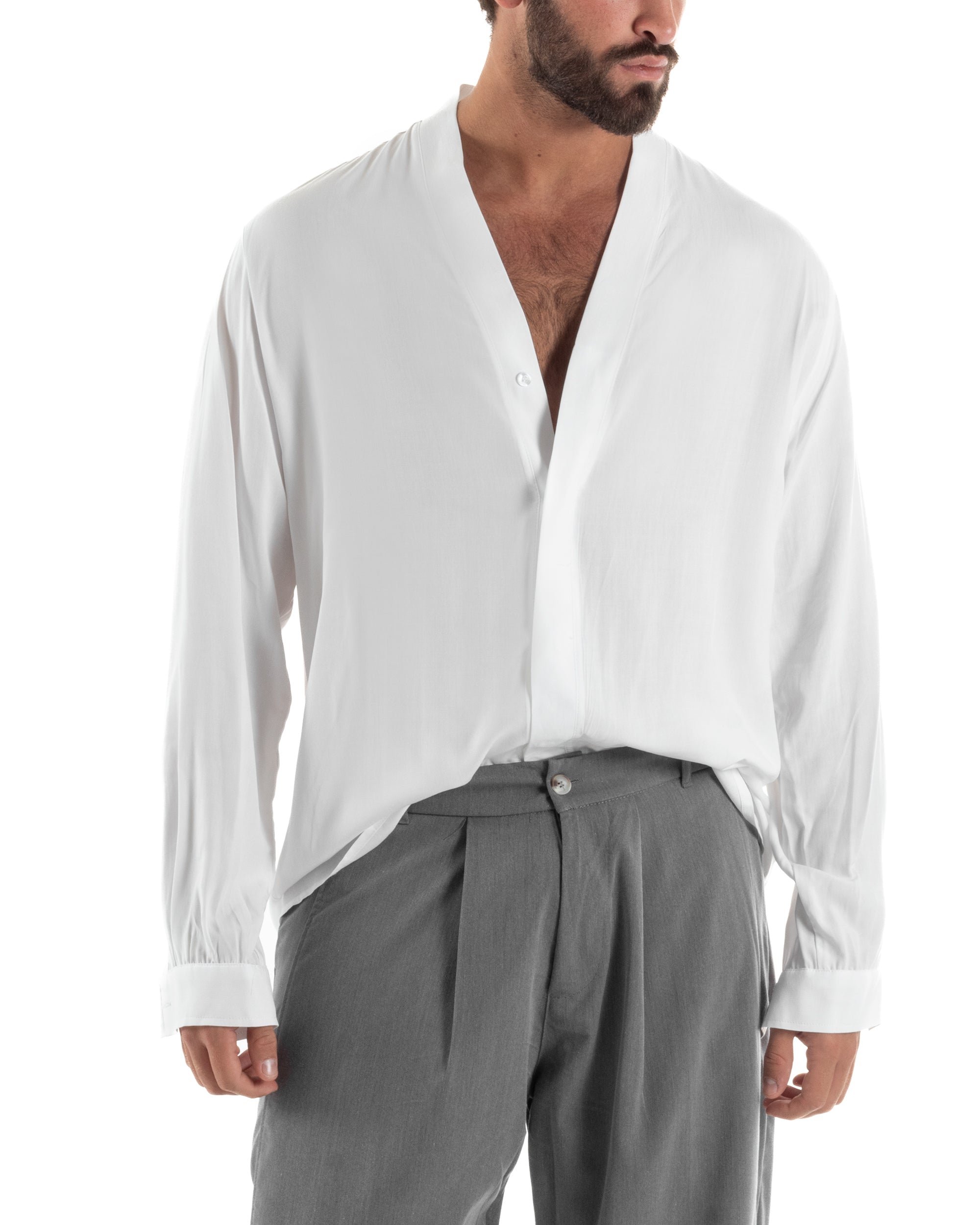 Camicia uomo bianco relaxed scollo v profondo colletto coreano viscosa fluida maniche lunghe