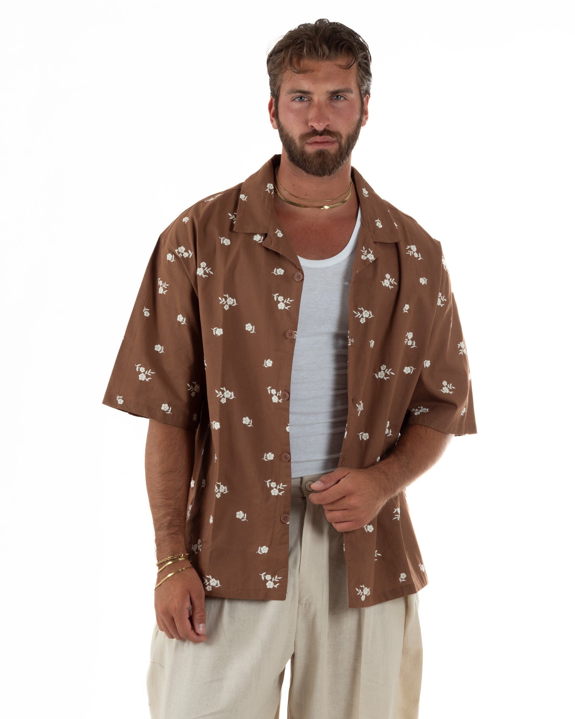 Camicia uomo maniche corte fantasia floreale ricamata colletto revers marrone GIOSAL-CC1235A