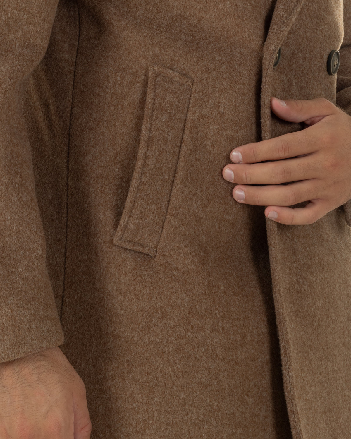 Cappotto uomo sartoriale doppiopetto con rever a lancia camel GIOSAL-CO1108A