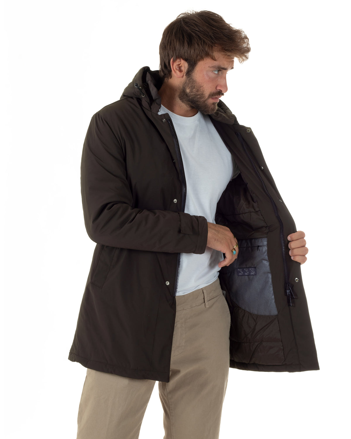 Giubbotto uomo tessuto tecnico imbottito con collo alto e cappuccio marrone GIOSAL-G3426A