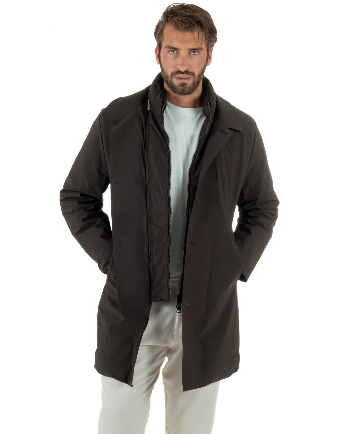 Chaqueta de hombre tipo trench impermeable de tejido técnico acolchado cuello alto marrón GIOSAL-G3449A