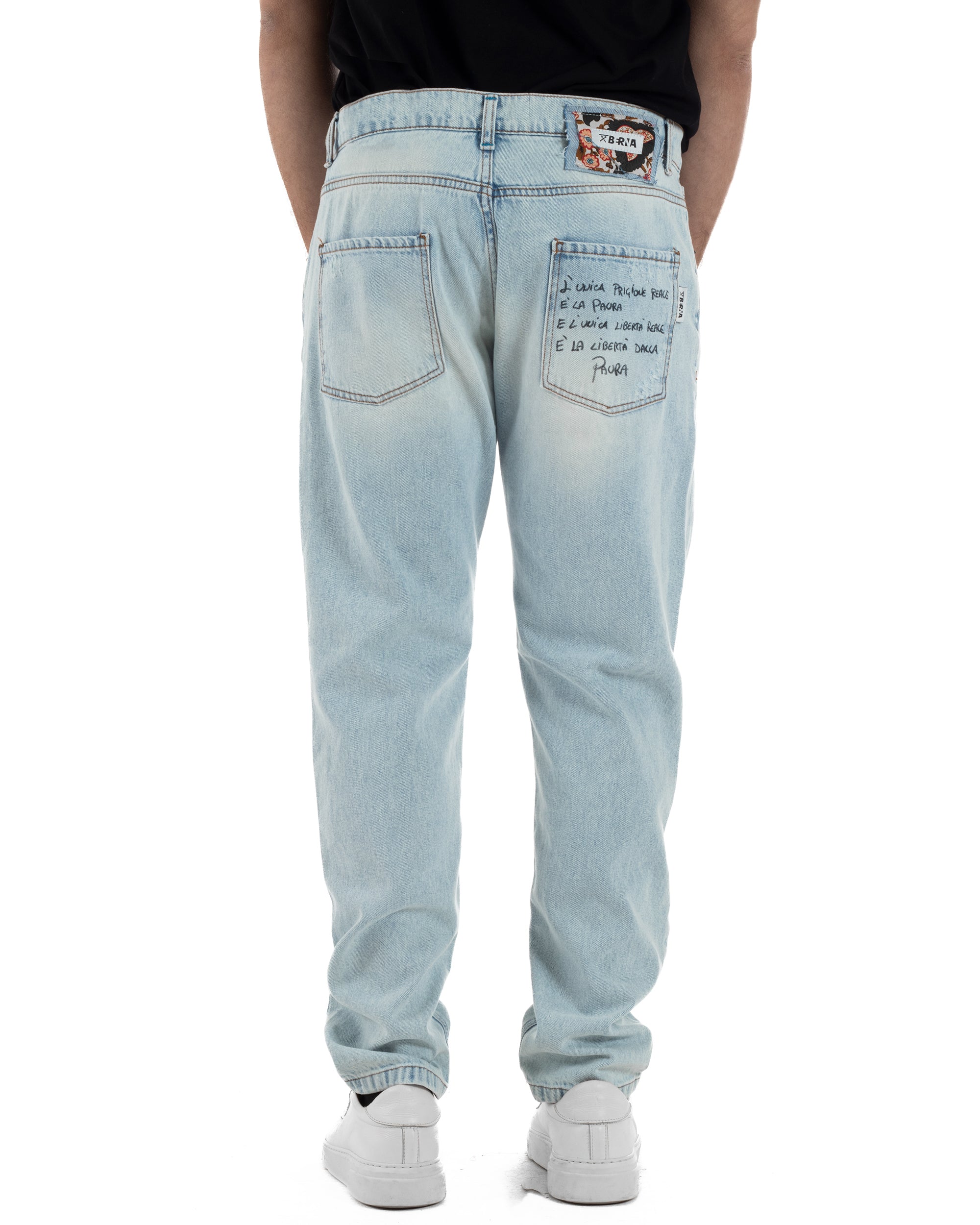 Vista completa posteriore jeans uomo regular fit denim distressed 100% cotone made in Italy