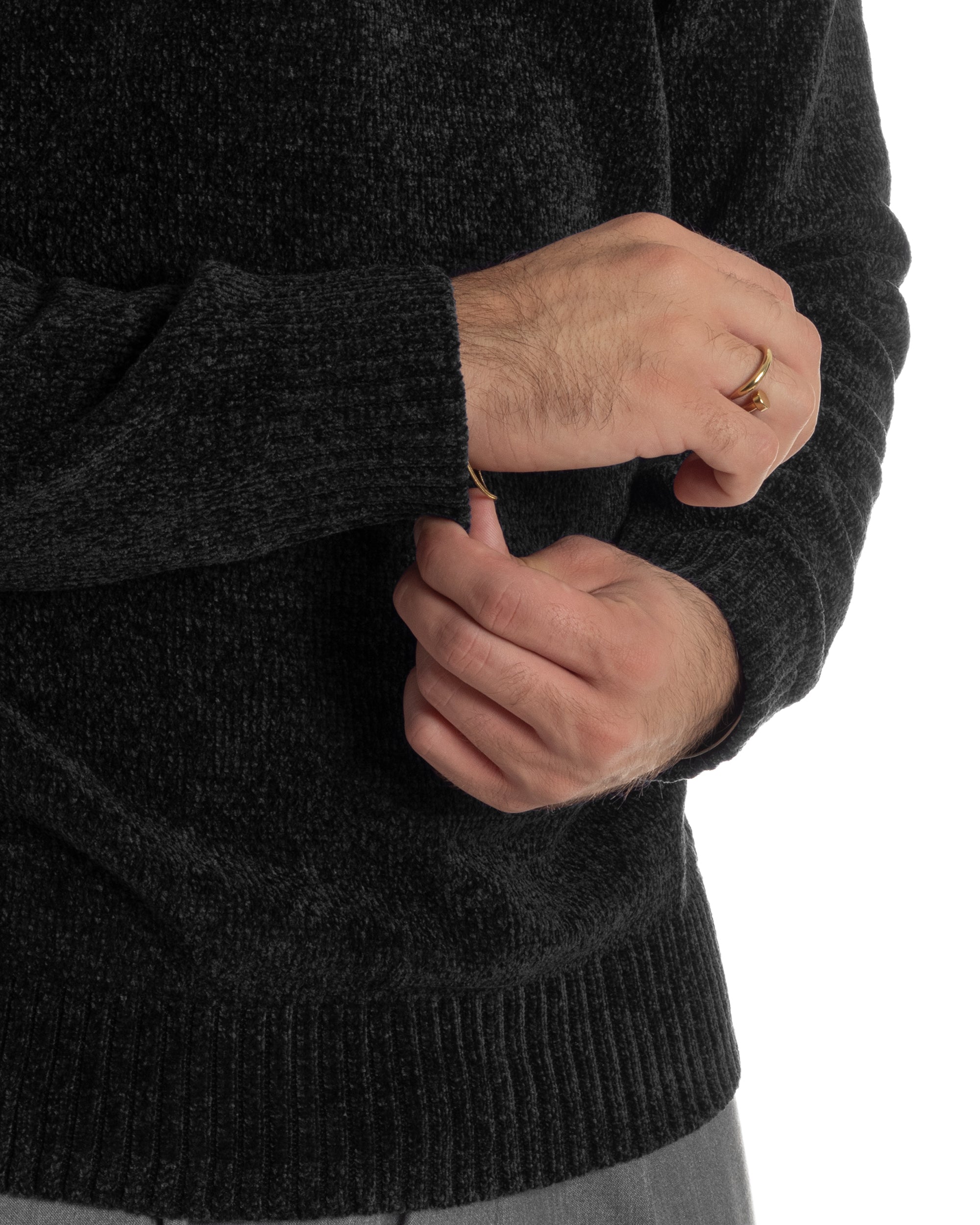 Maglioncino Uomo Ciniglia Regular Fit Maglia Basic Nero M3054A