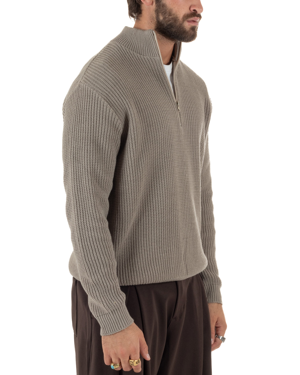 Maglioncino uomo in maglia a coste con collo alto e mezza zip fango GIOSAL-M3165A