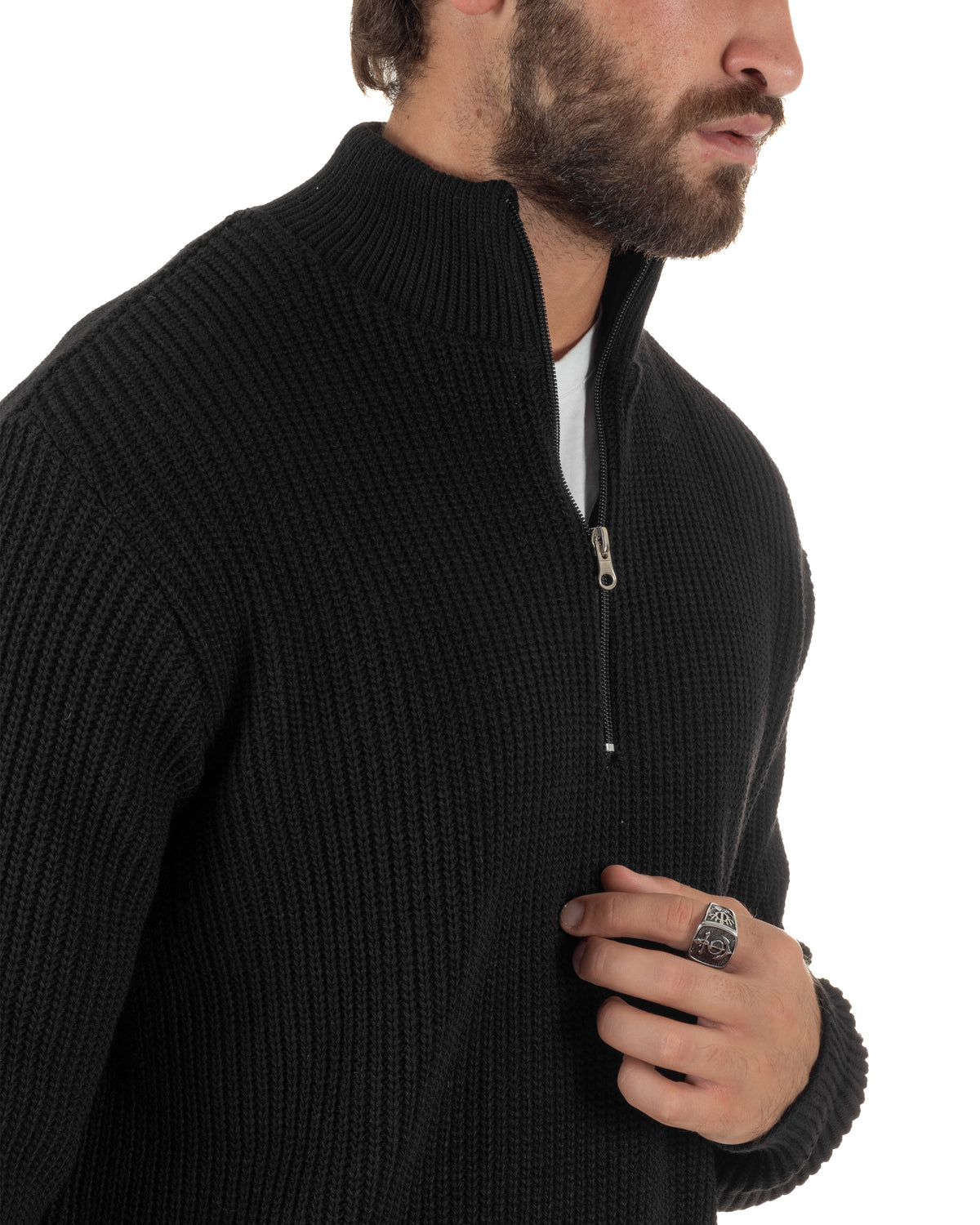 Maglioncino uomo in maglia a coste con collo alto e mezza zip nero GIOSAL-M3167A