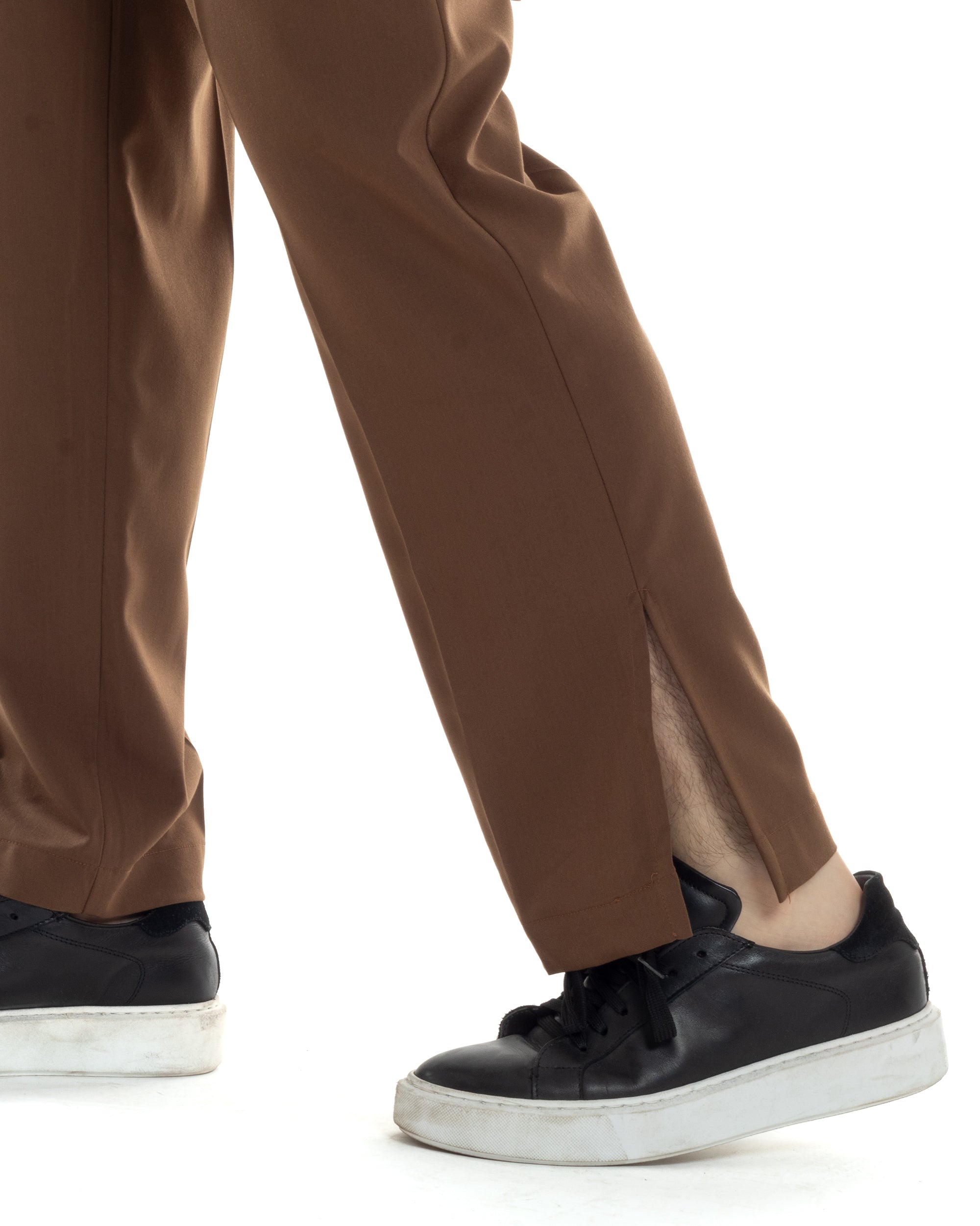 Pantaloni Uomo Viscosa Palazzo Gamba Larga Spacchi Al Fondo Ampio Jogger Comodo Casual Tinta Unita Marrone GIOSAL-P6296A