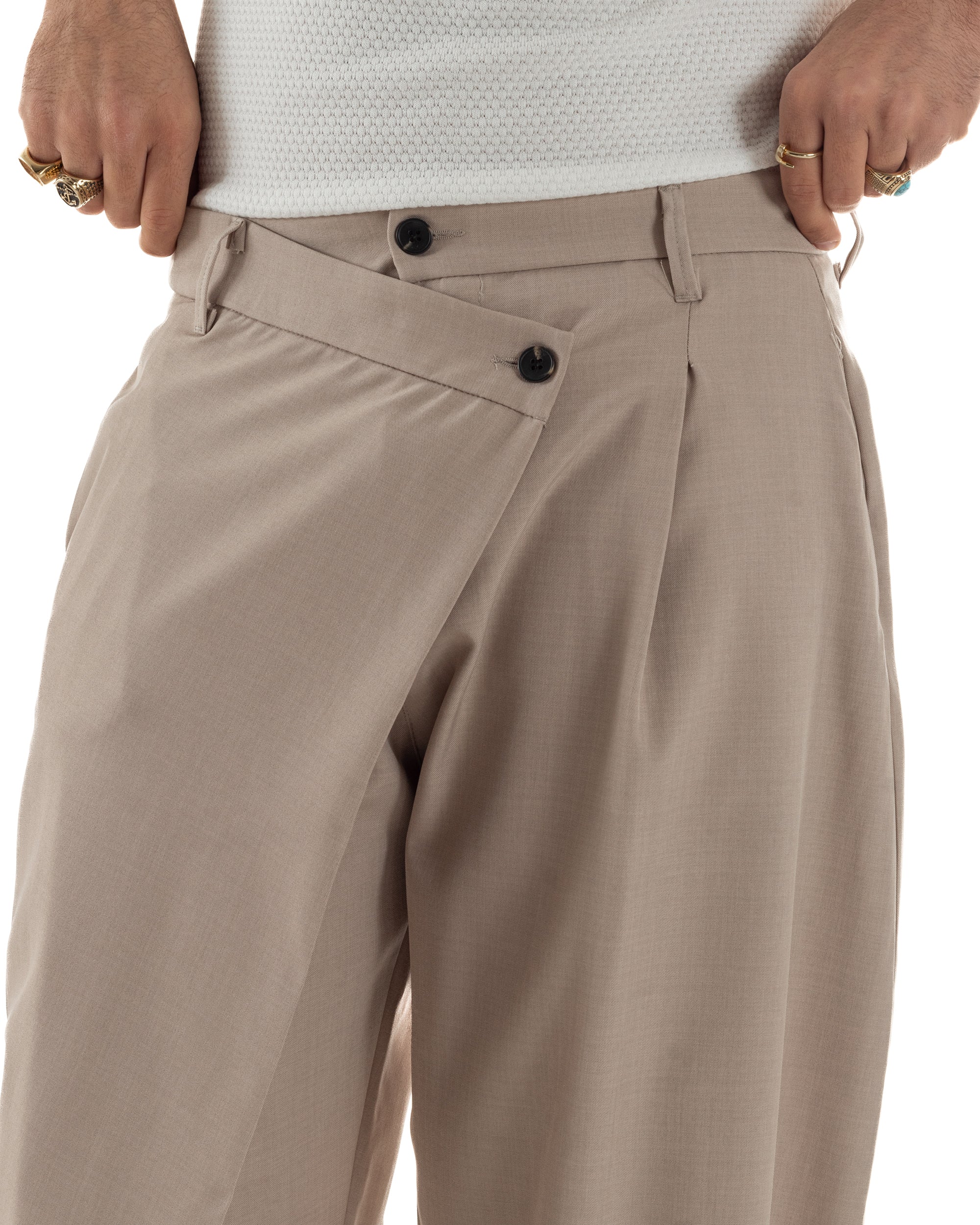 Pantaloni uomo viscosa baggy abbottonatura asimmetrica beige GIOSAL-P6466A