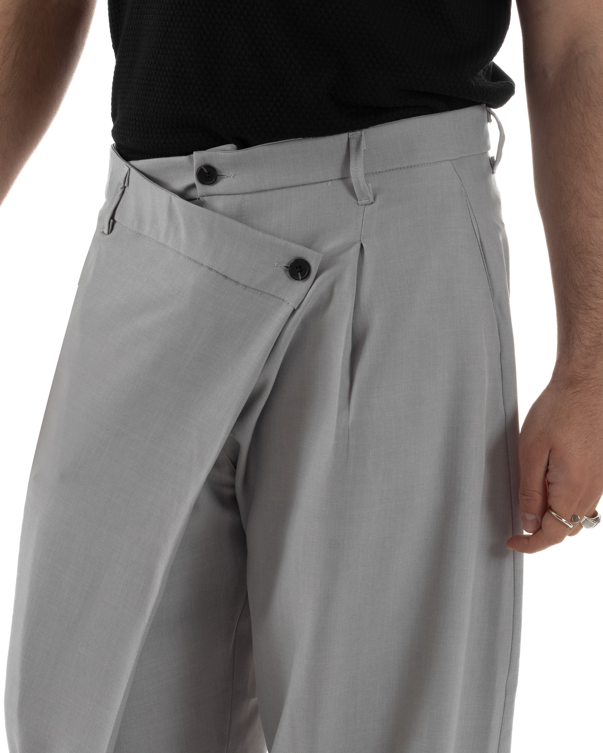 Pantaloni uomo viscosa baggy abbottonatura asimmetrica grigio GIOSAL-P6467A