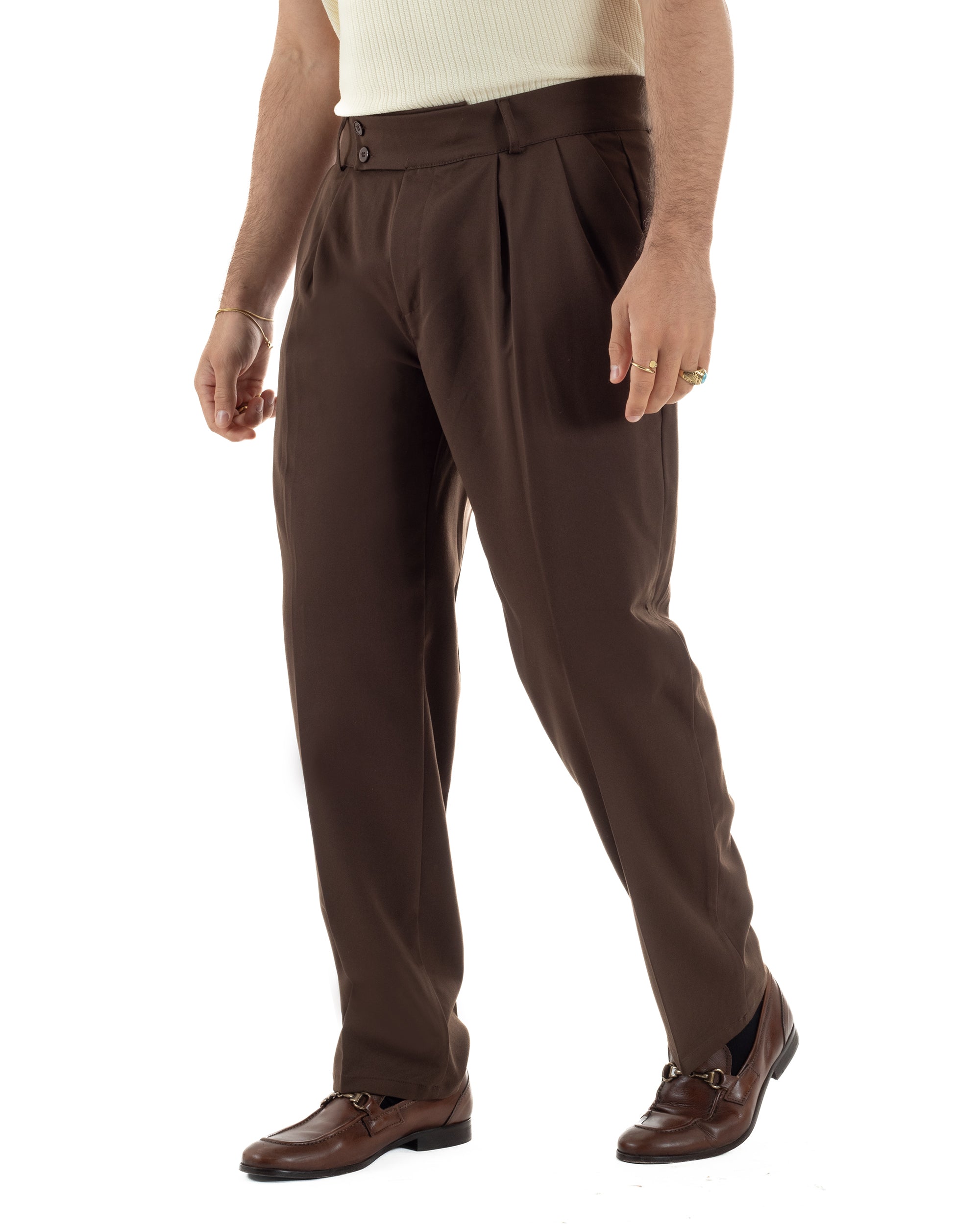 Pantalone marrone uomo fondo ampio wide leg abbottonatura allungata doppio bottone