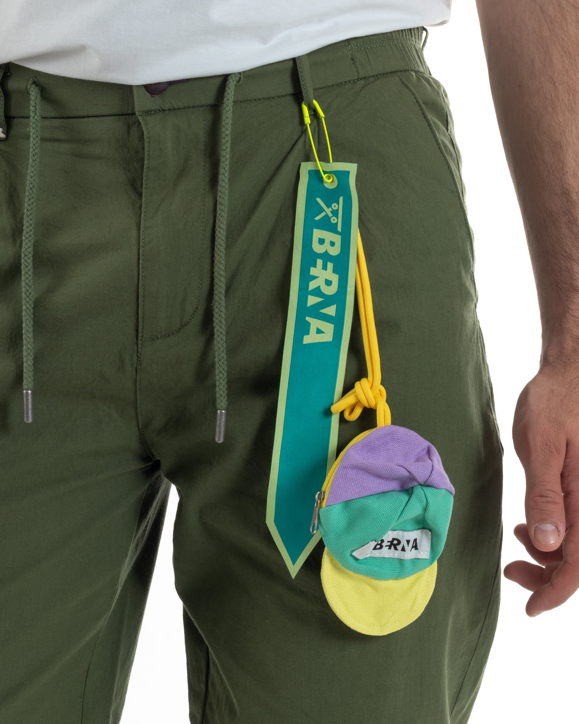 Pantaloni uomo pantalaccio chino lino elastico sul retro verde militare BERNA M-261237