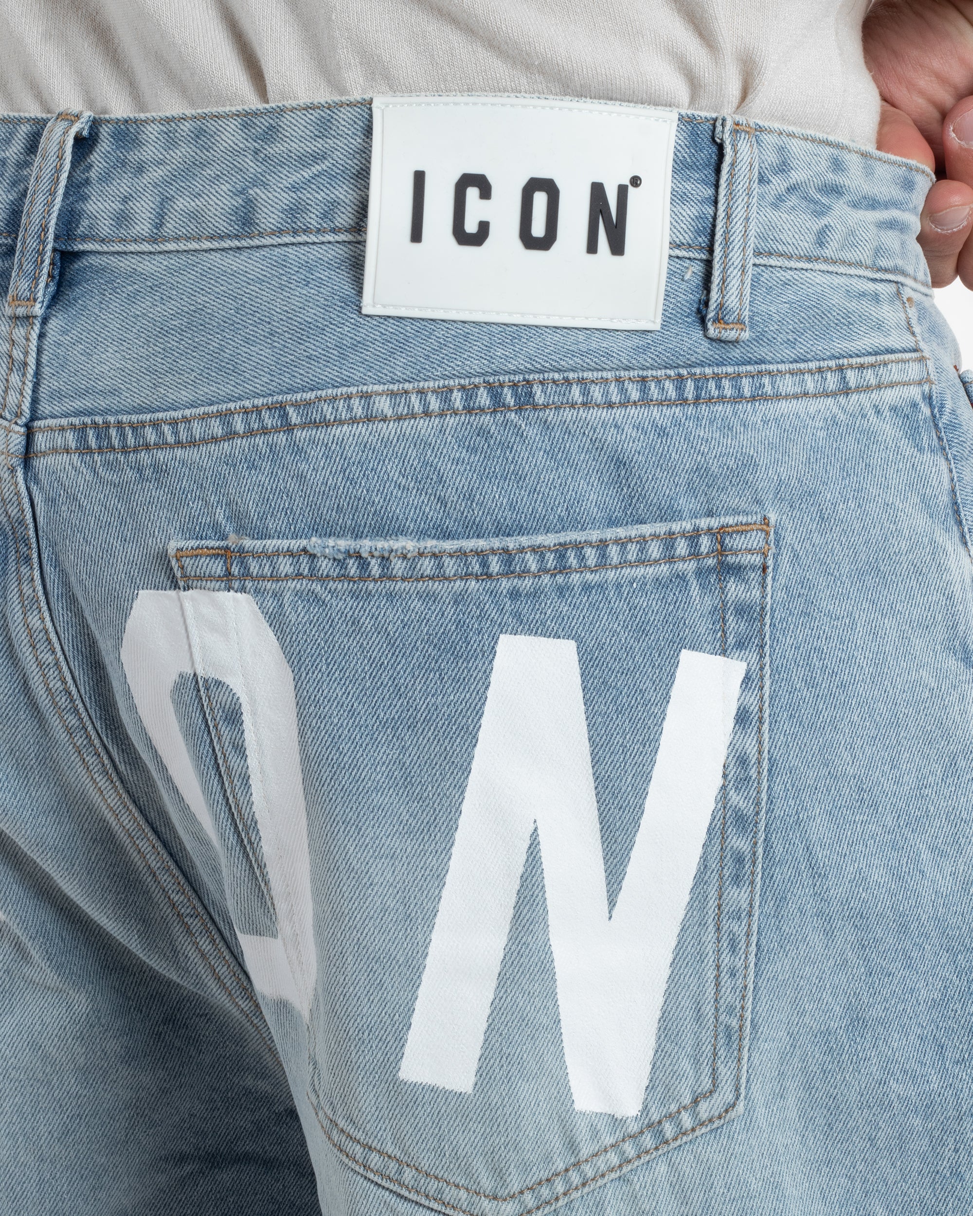 Bermuda pantaloncini uomo jeans oversize con catena e logo street style denim ICON-IUD007