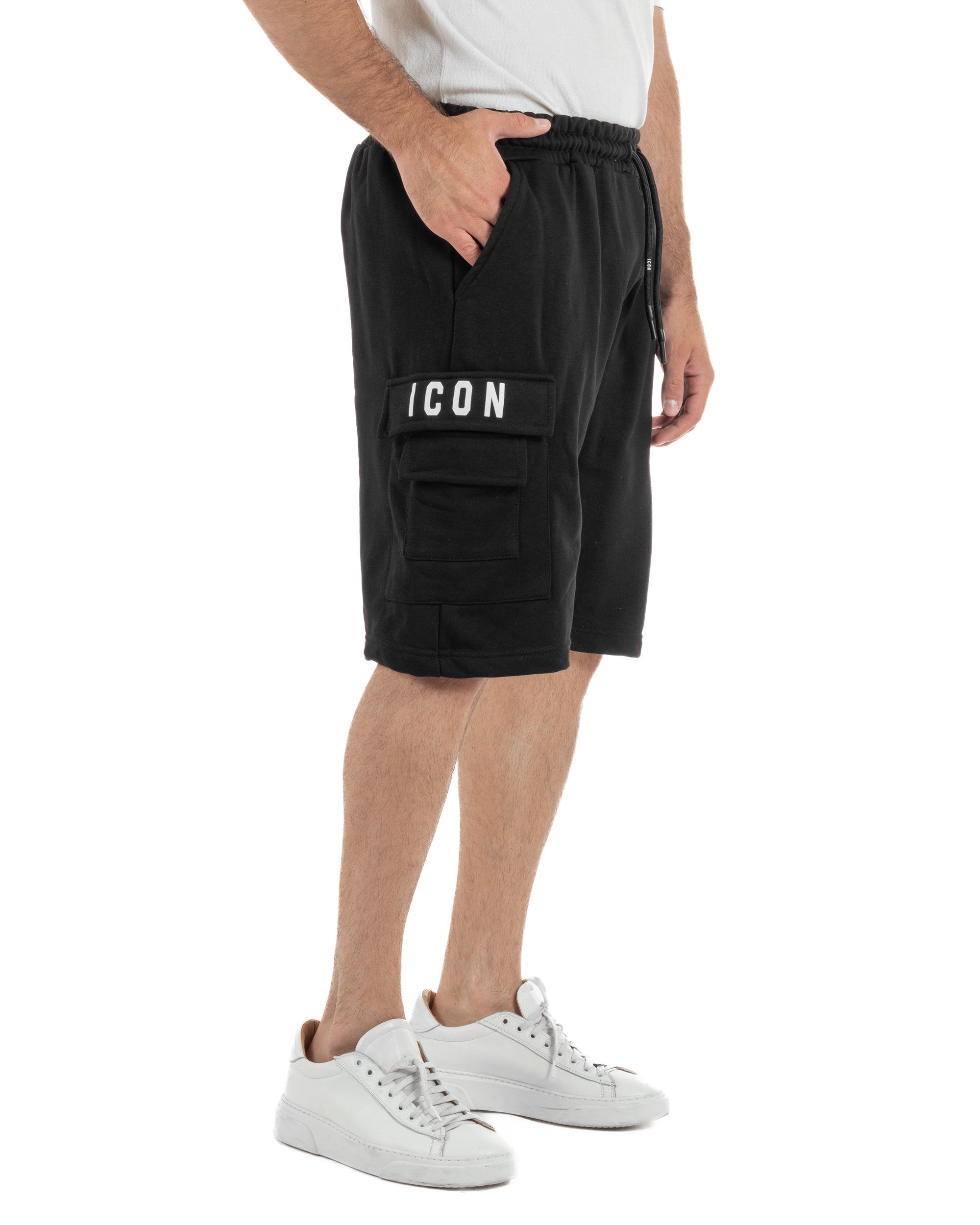 Bermuda jogger cargo uomo tasche laterali logo streetwear nero ICON-IUB003