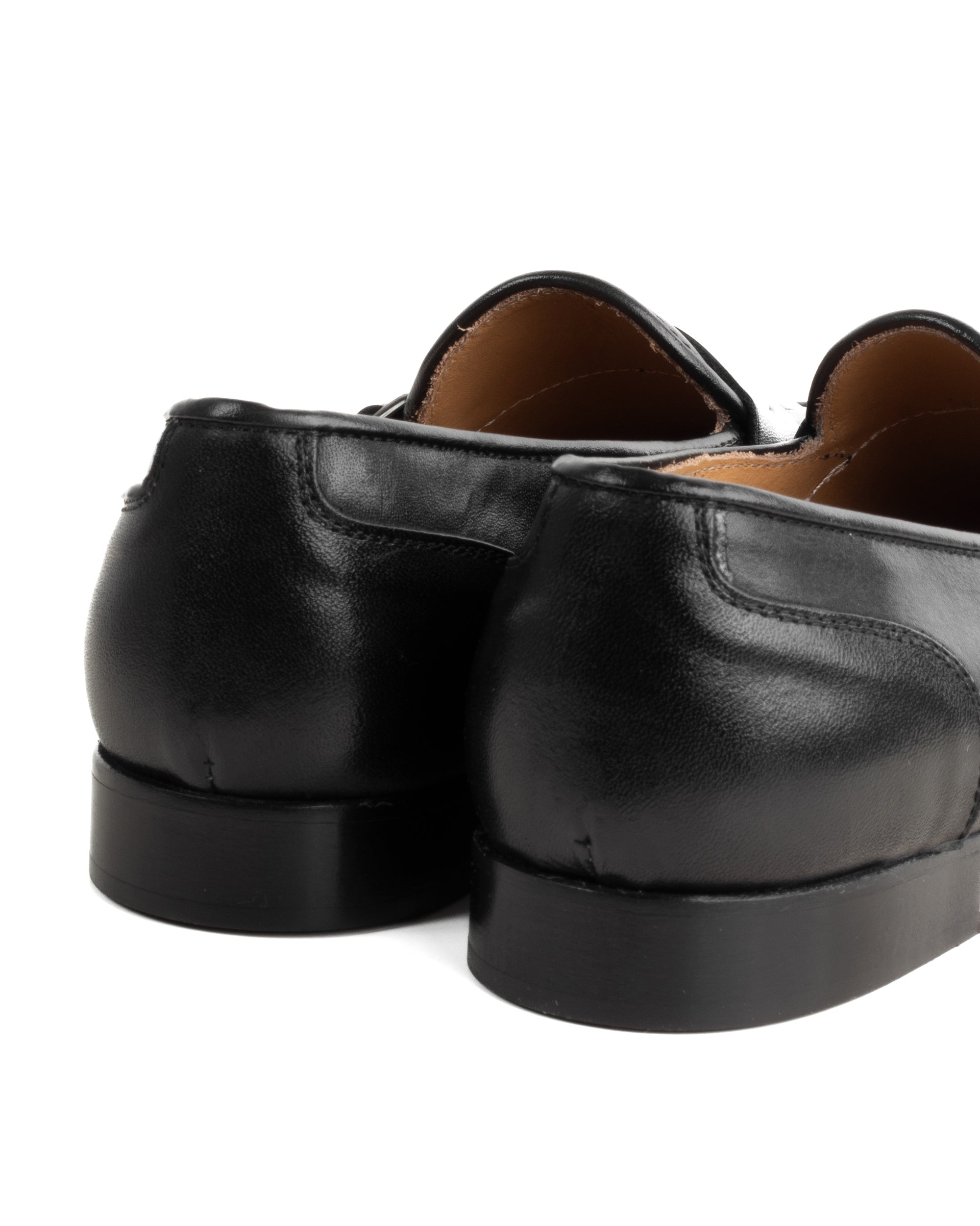 Mocassini uomo con fibbia frangia borchie argento scarpe copelle eleganti pelle vitello cerimonia suola di cuoio con ovalino antiscivolo casual nero GIOSAL-S1321A