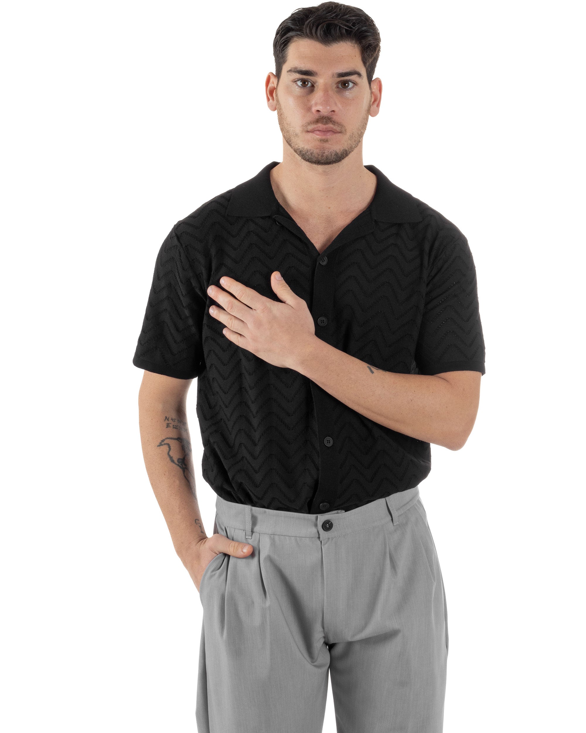 Polo Uomo In Filo Cardigan Con Bottoni T-Shirt Cropped Con Colletto Maglia Boxy Fit Traforata Lavorata Casual Nero GIOSAL-TS3109A