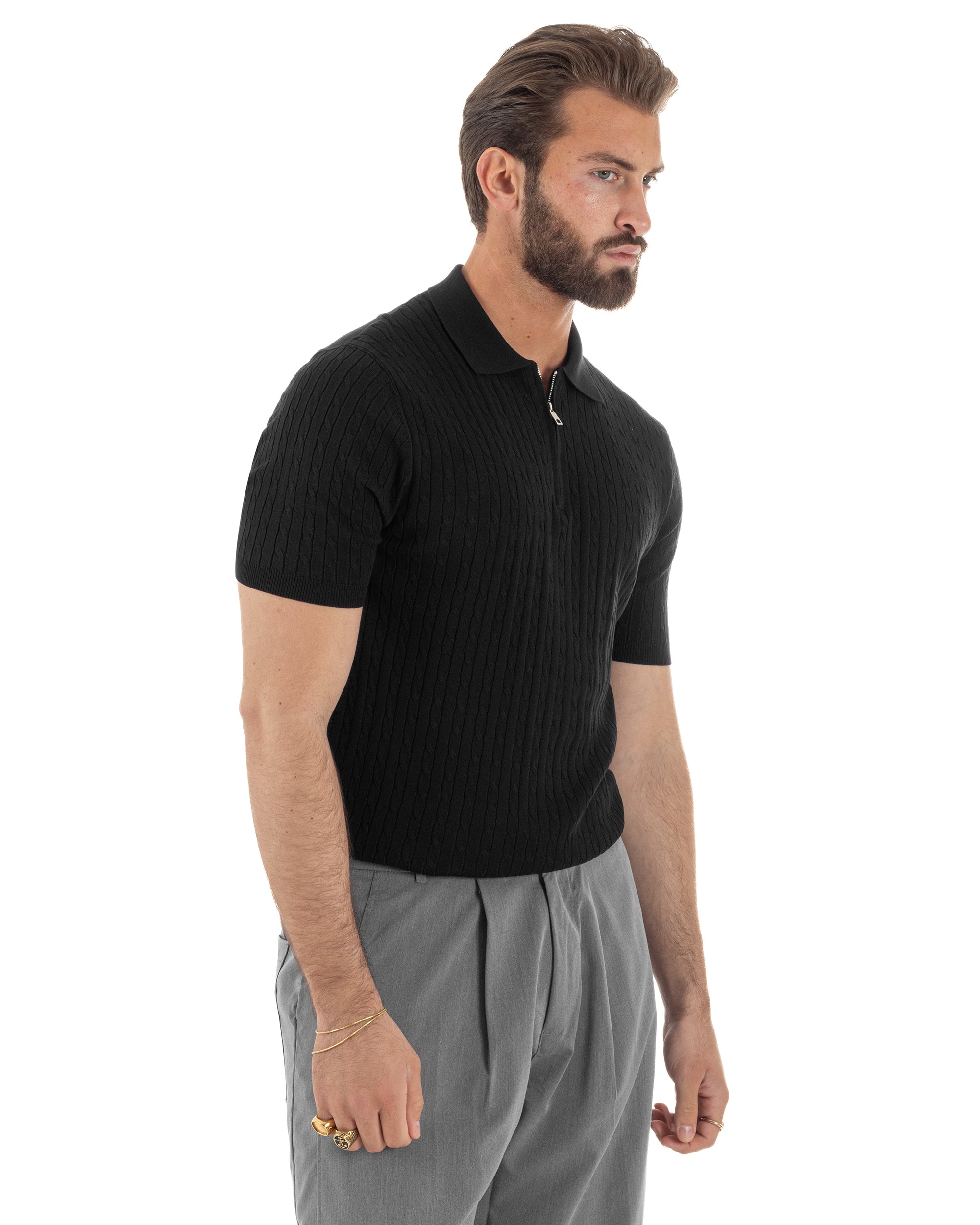 Vista completa polo uomo nero costine colletto zip leggera casual elegante