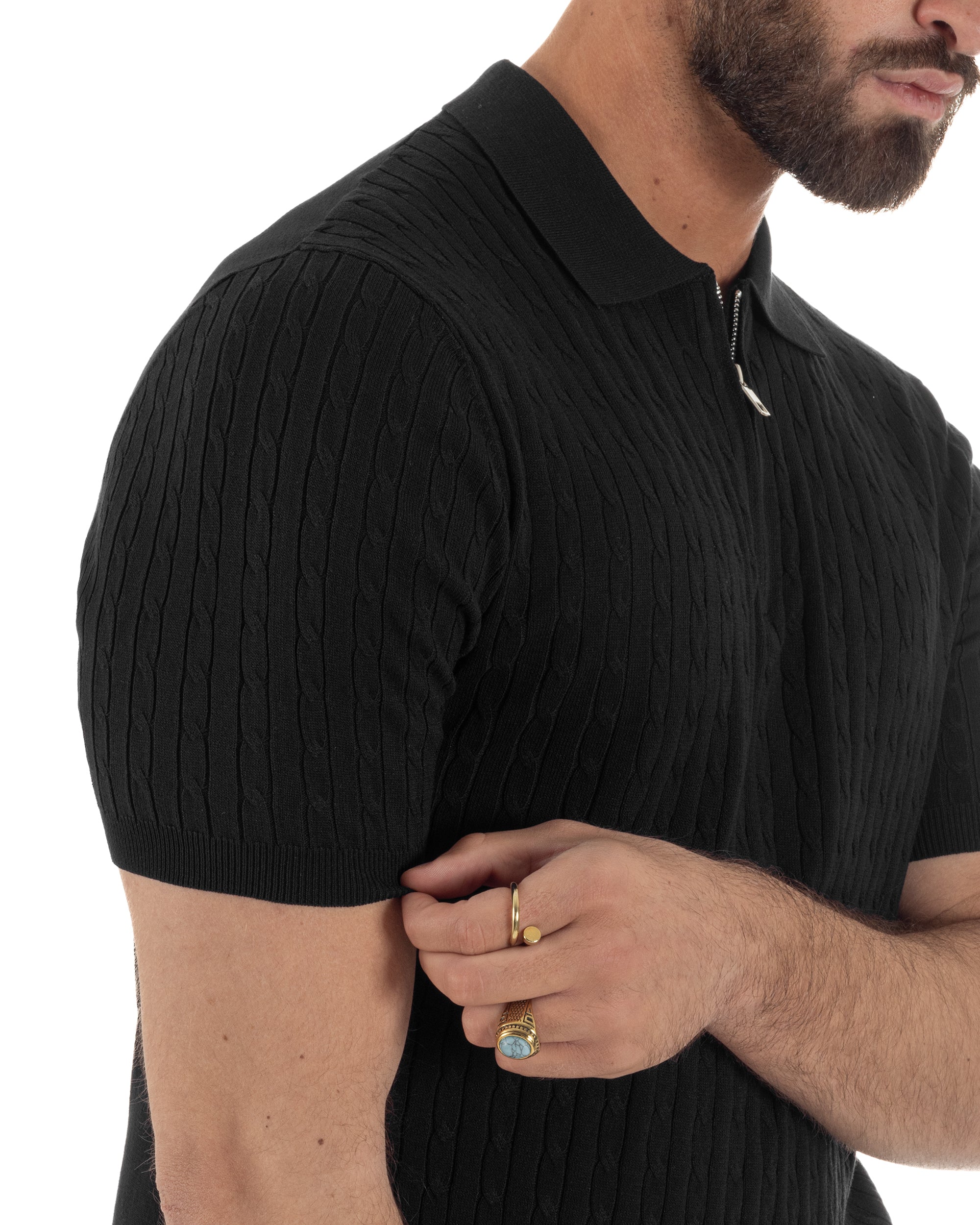 Dettaglio texture costine verticali polo nero filo 79% viscosa uomo