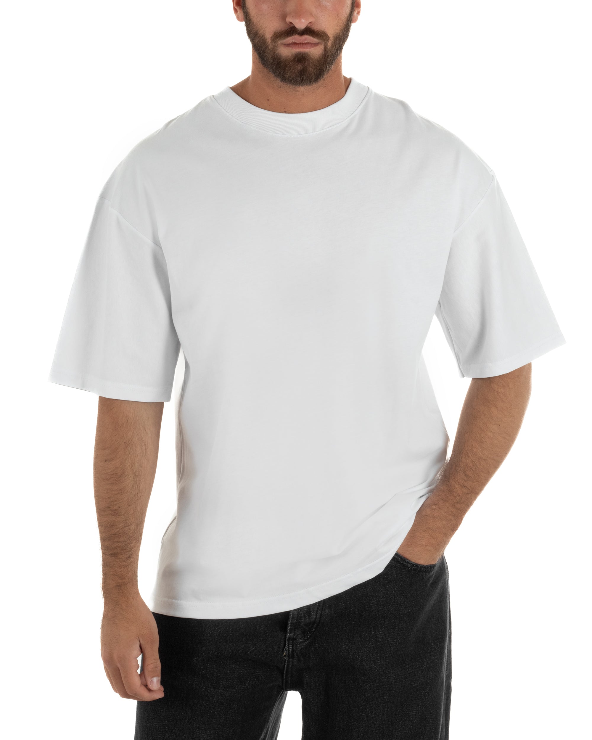 Vista frontale t-shirt uomo bianco oversize girocollo costina doppia minimal streetwear cotone