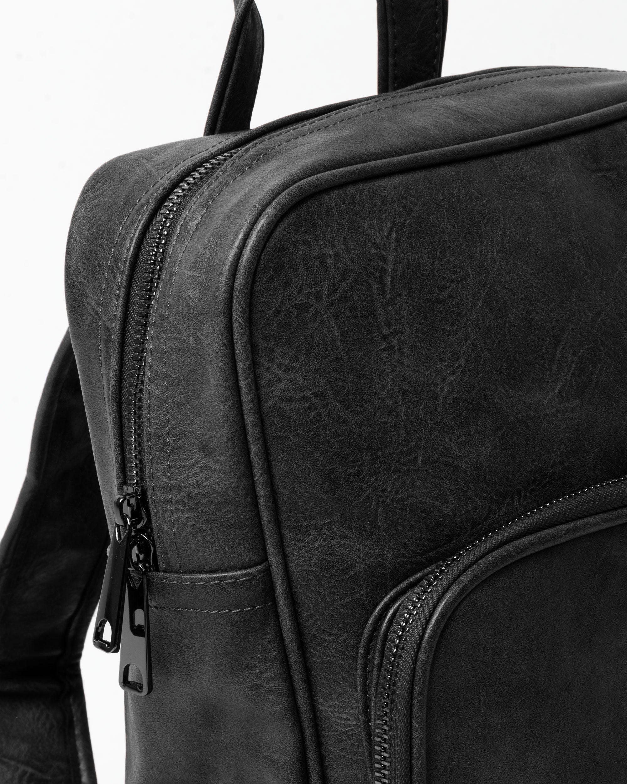 Zaino Elegante Moderno Unisex Uomo Nero Ecopelle Zip Da Spalla Martellato Tinta Unita GIOSAL-ZU1123A