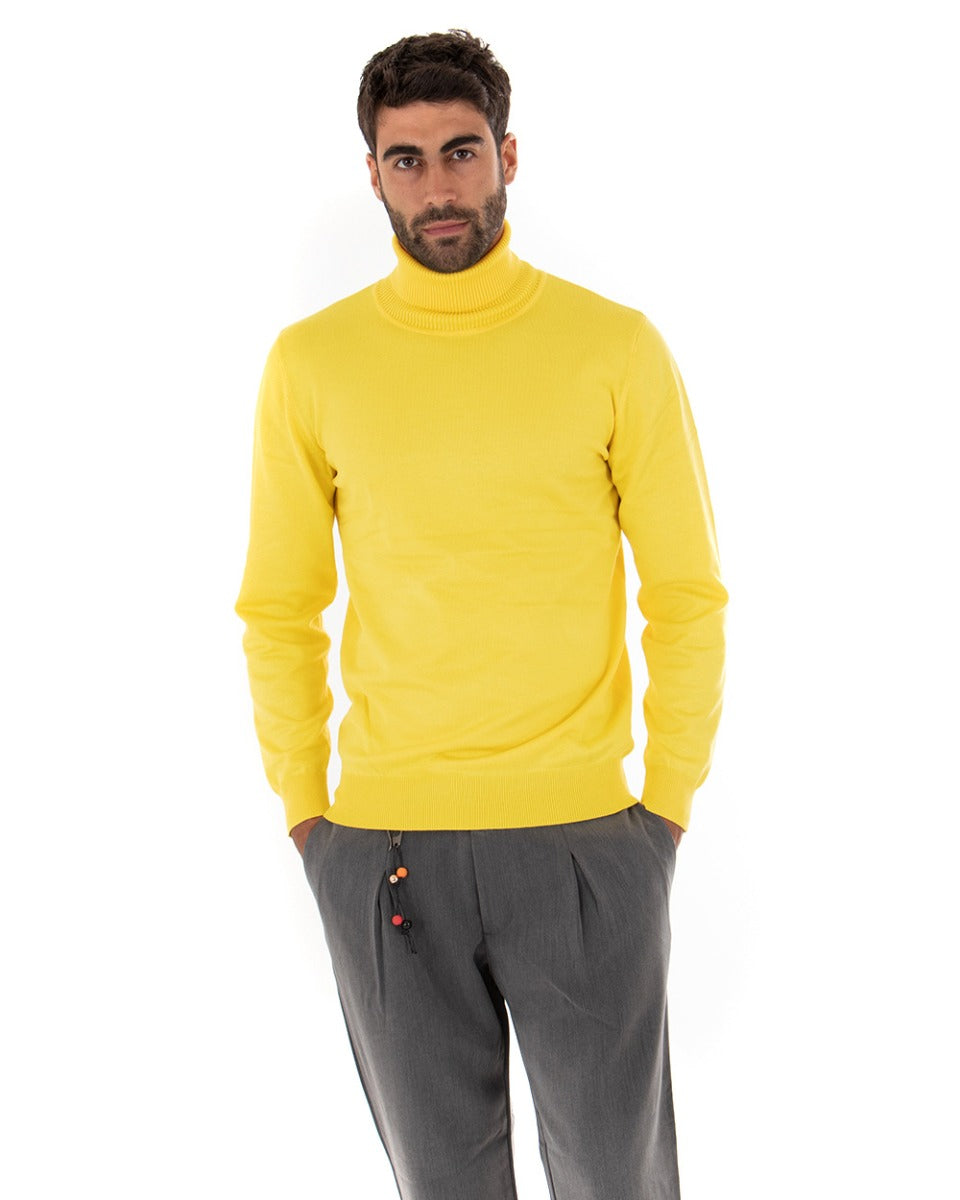 Maglioncino Uomo Maglia Maniche Lunghe Collo Alto Elastico Tinta Unita Giallo GIOSAL-M2544A