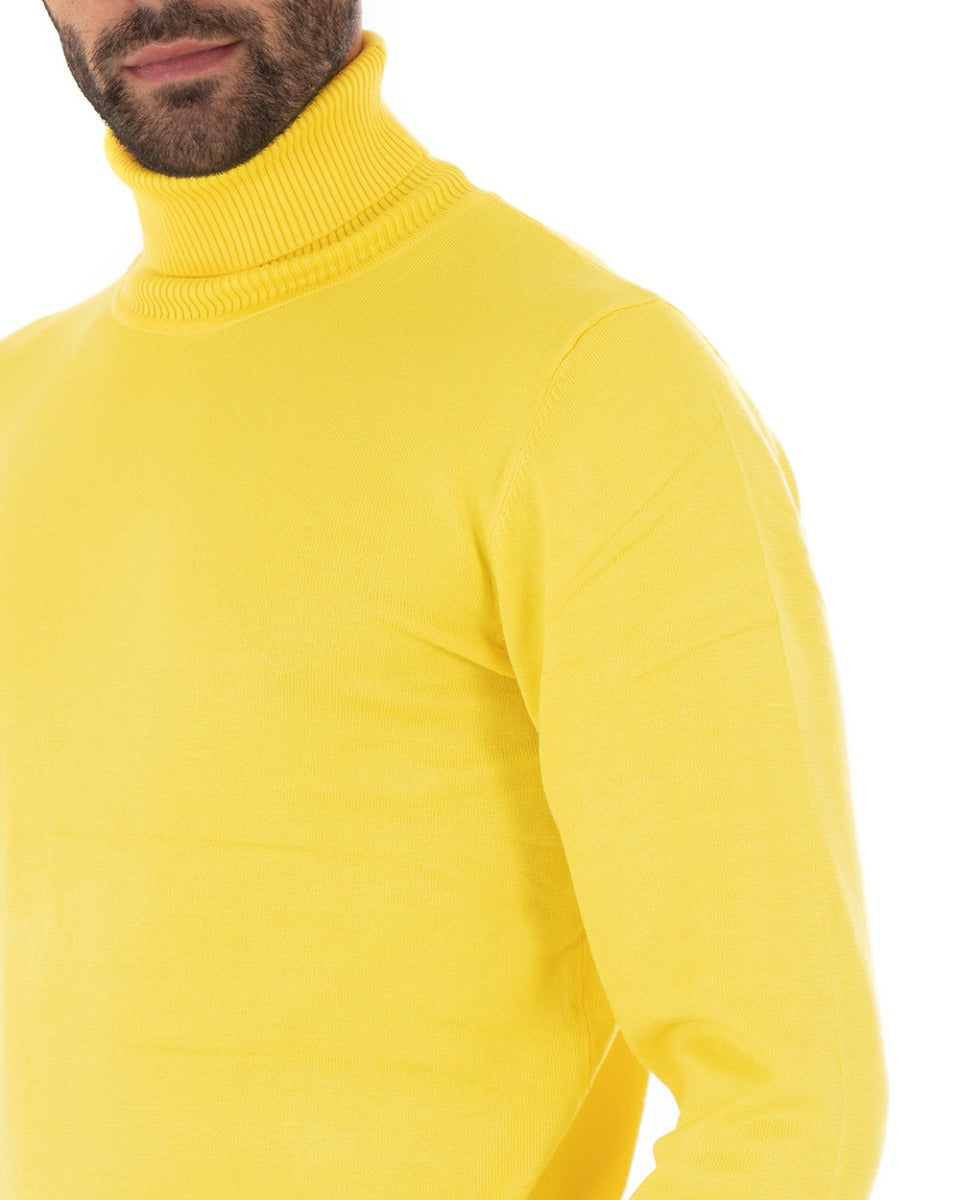 Maglioncino Uomo Maglia Maniche Lunghe Collo Alto Elastico Tinta Unita Giallo GIOSAL-M2544A