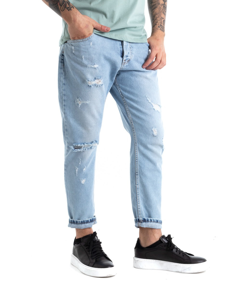 Pantaloni Jeans Uomo Loose Fit Denim Chiaro Con Rotture Cinque Tasche GIOSAL-P5306A