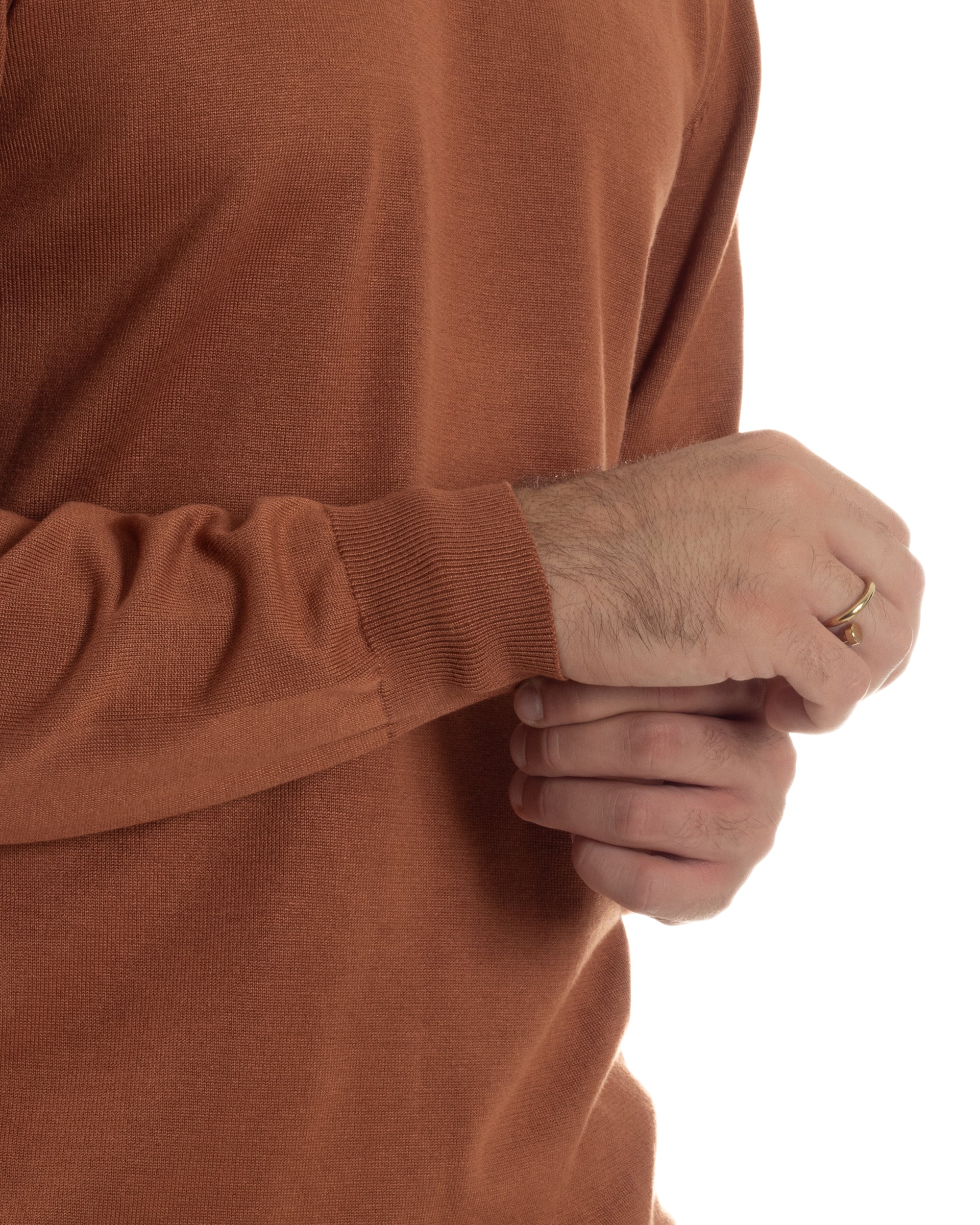 Maglioncino Uomo Girocollo Basic Tinta Unita Ruggine M2529A