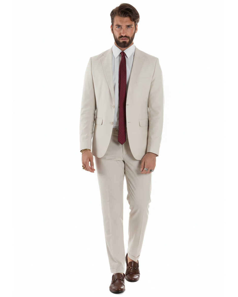 Vista frontale completa abito uomo bianco monopetto slim fit sartoriale