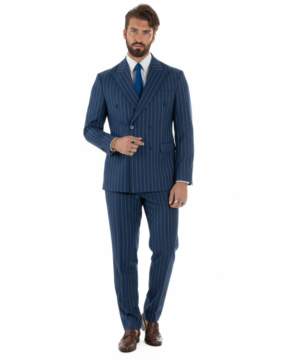 Vista frontale completa abito uomo blu gessato doppiopetto regular fit