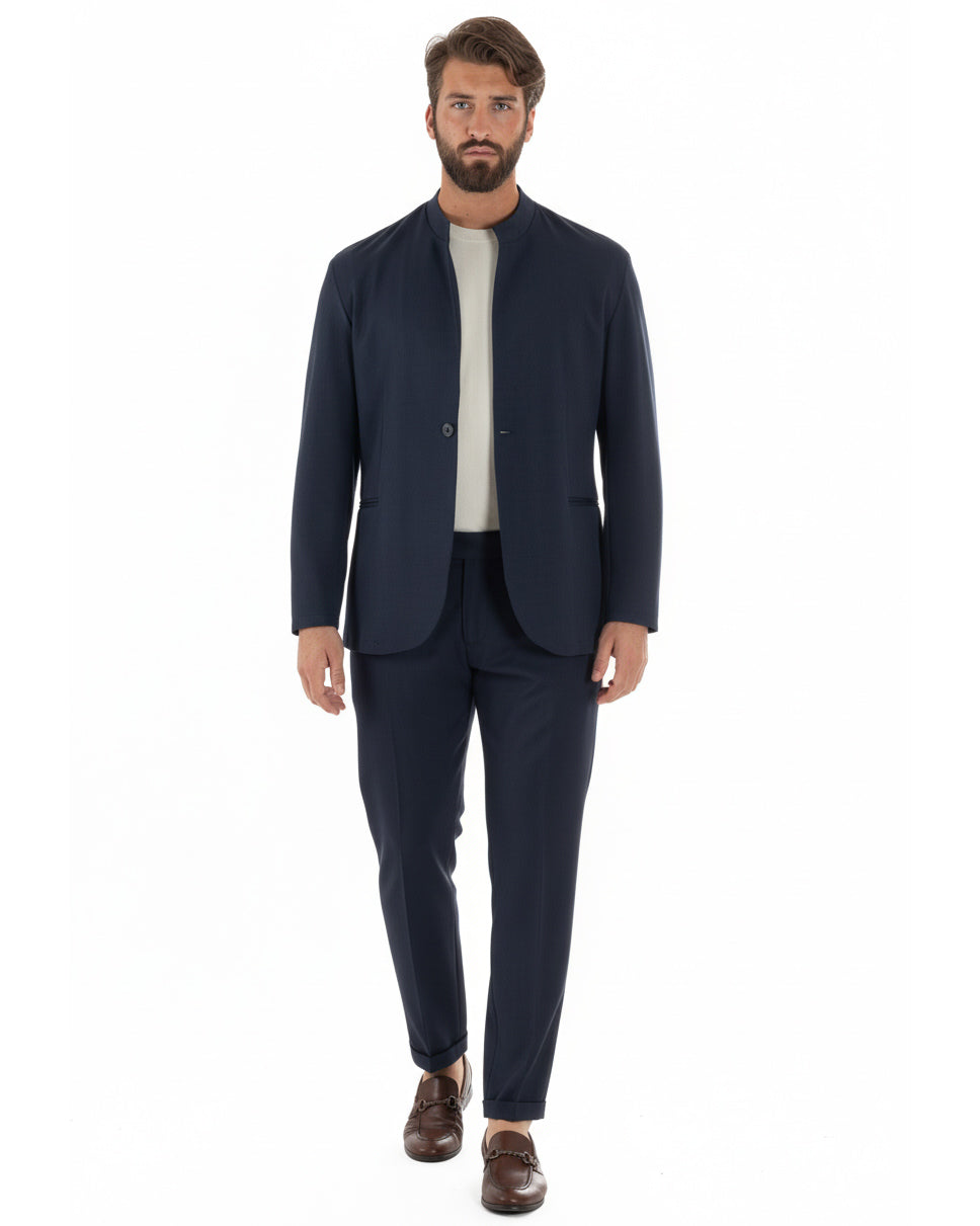 Vista frontale completa abito uomo blu monopetto giacca coreana regular fit