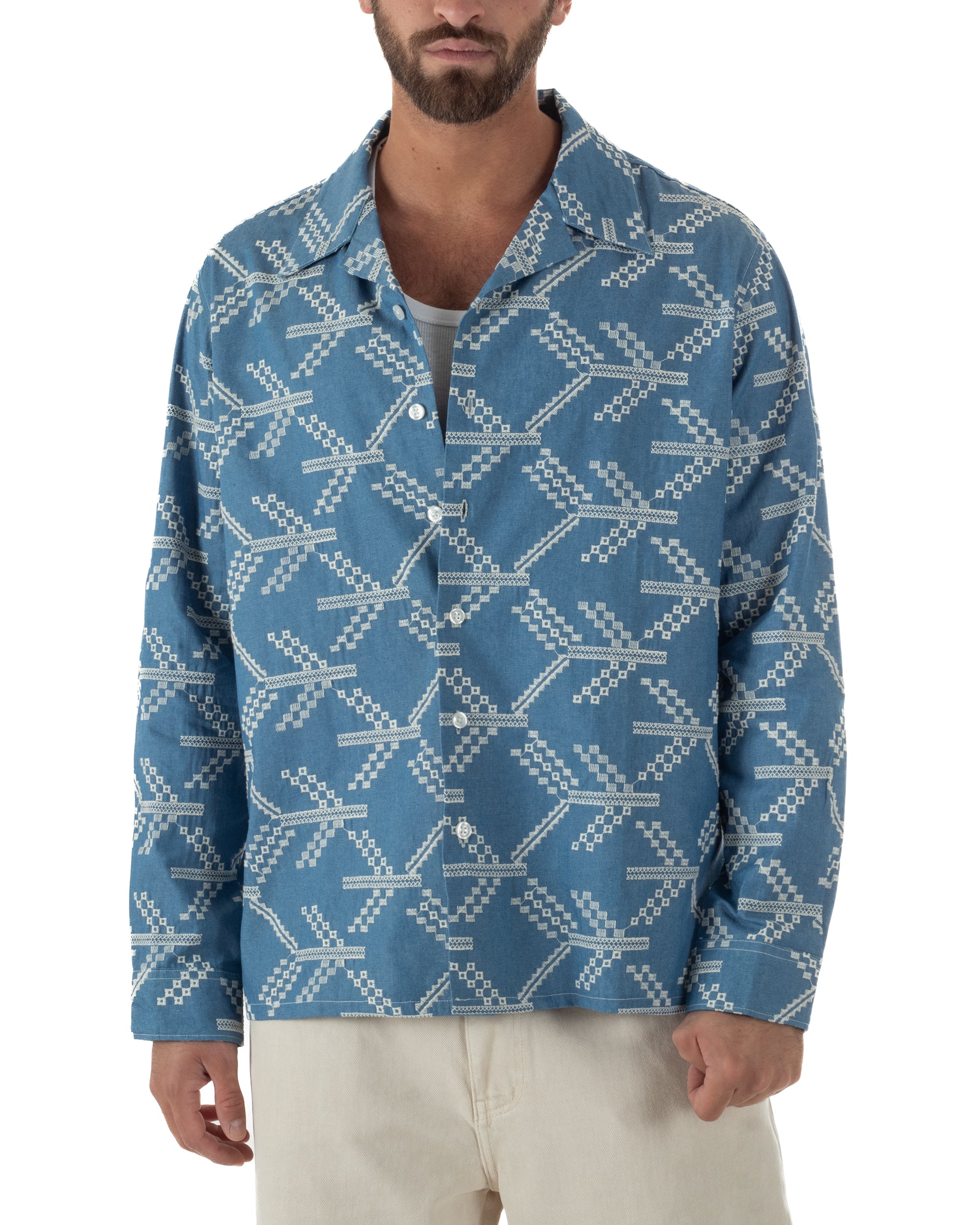Camicia uomo denim ricamata allover pattern geometrico etnico over fit Berna