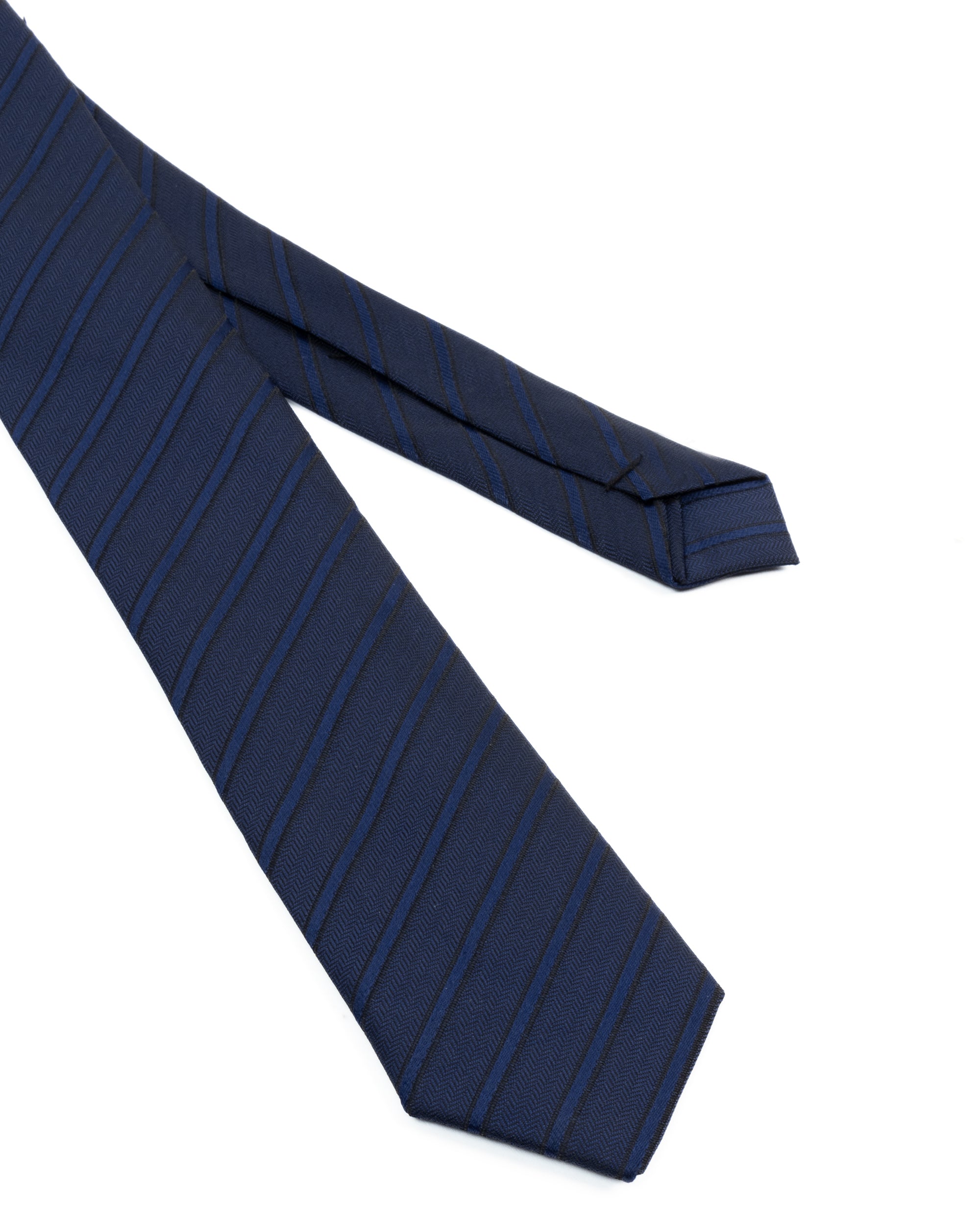 Cravattino uomo unisex cravatta slim in seta con righe diagonali jacquard blu GIOSAL-CP1177A