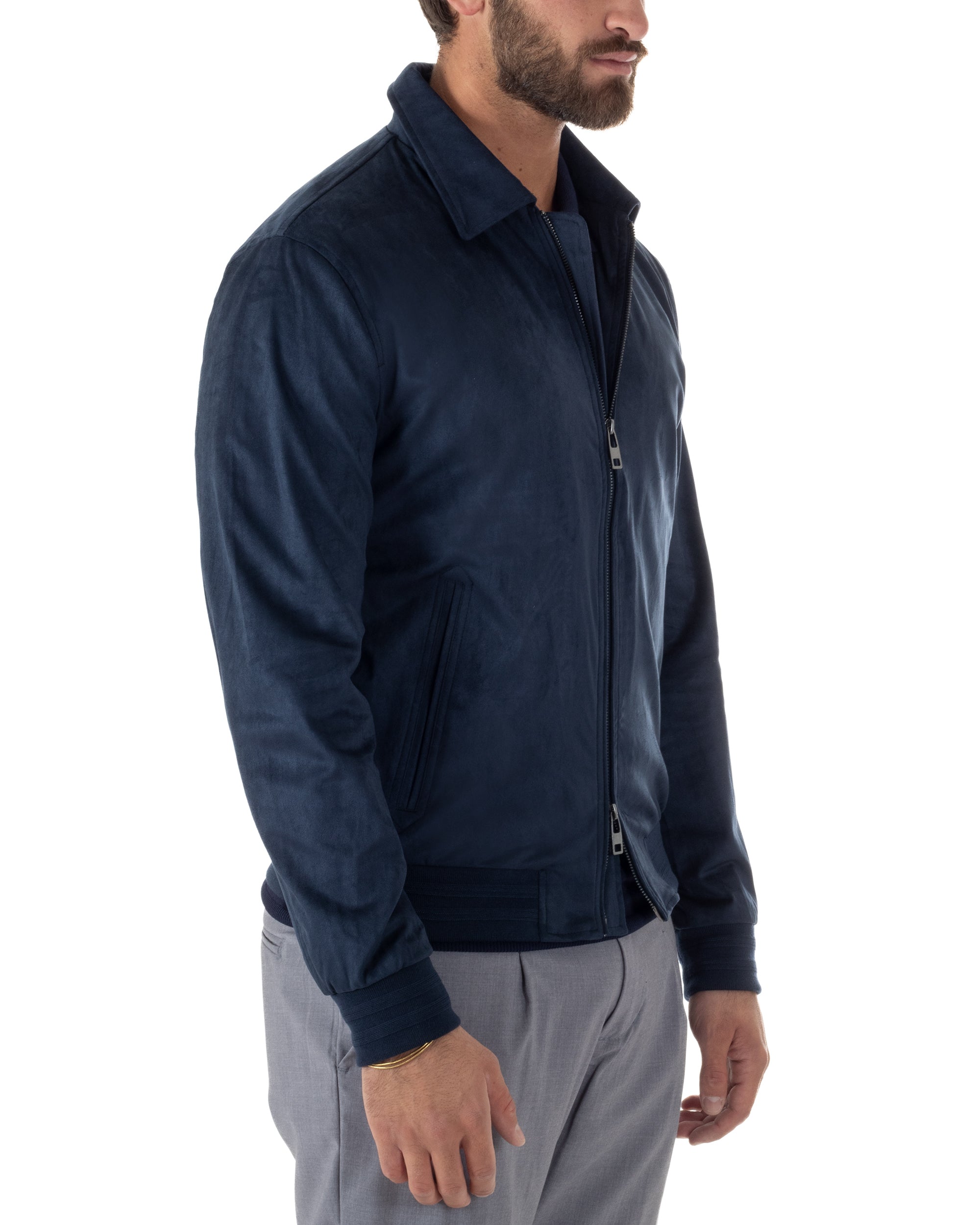 Dettaglio texture morbida eco camoscio giubbotto blu navy slim fit