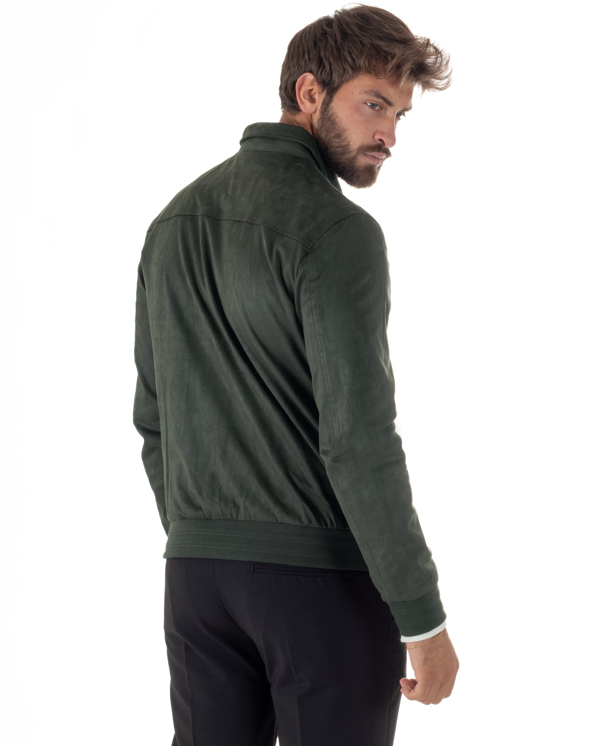 Vista completa posteriore giubbotto uomo verde militare eco camoscio smart casual