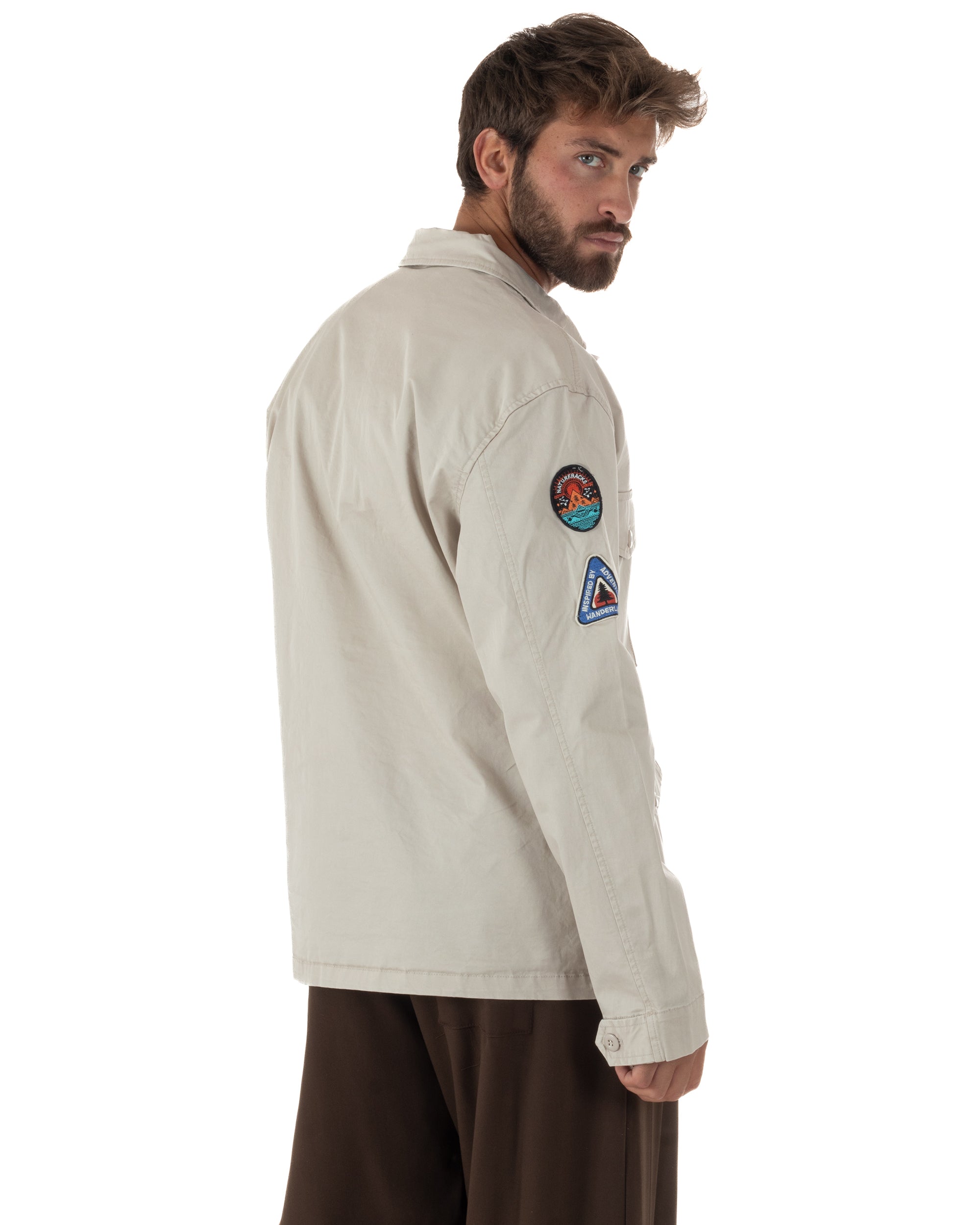 Vista posteriore giacca uomo beige sahariana field jacket 98% cotone
