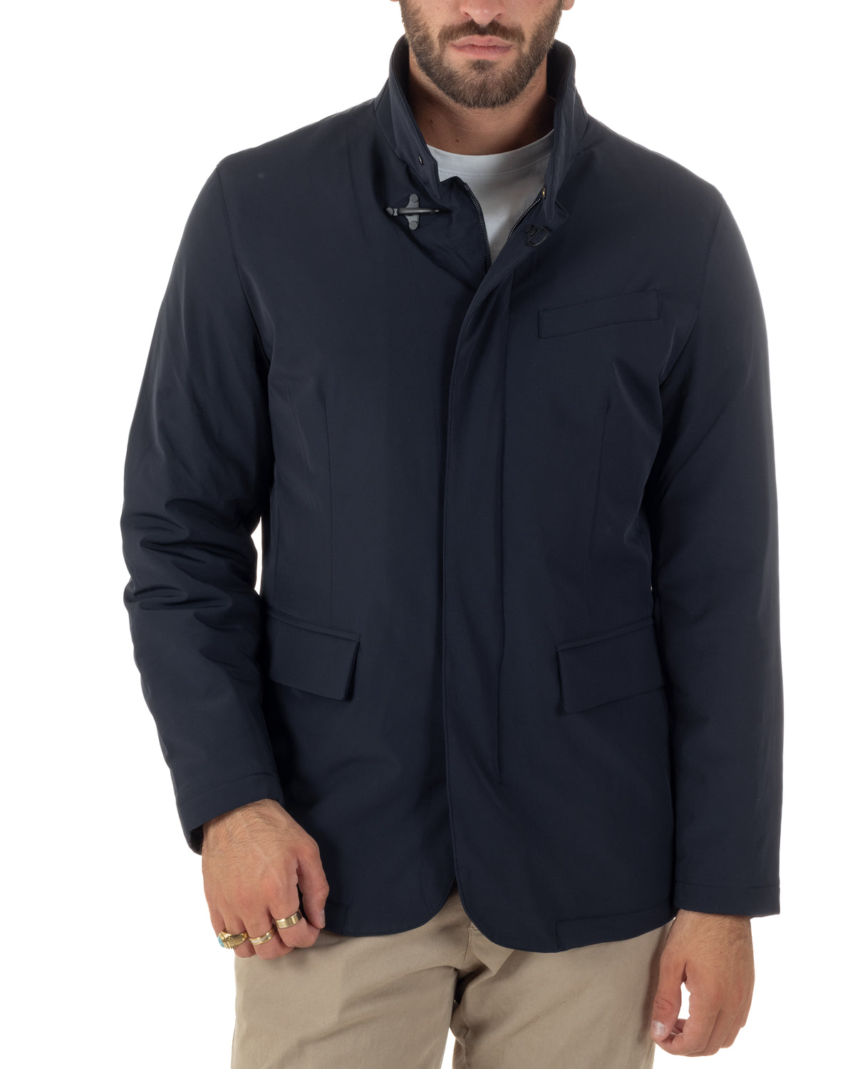 Giubbotto uomo blu GIOSAL in tessuto tecnico, con collo alto e tasche con patta,