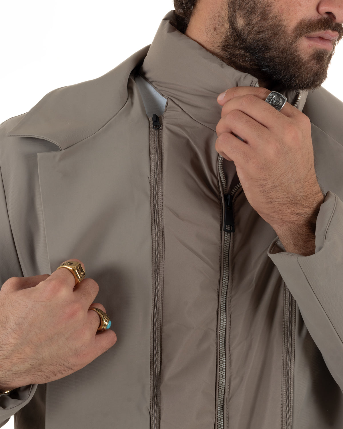 Chaqueta de hombre tipo gabardina impermeable de tejido técnico acolchado con cuello alto beige GIOSAL-G3448A