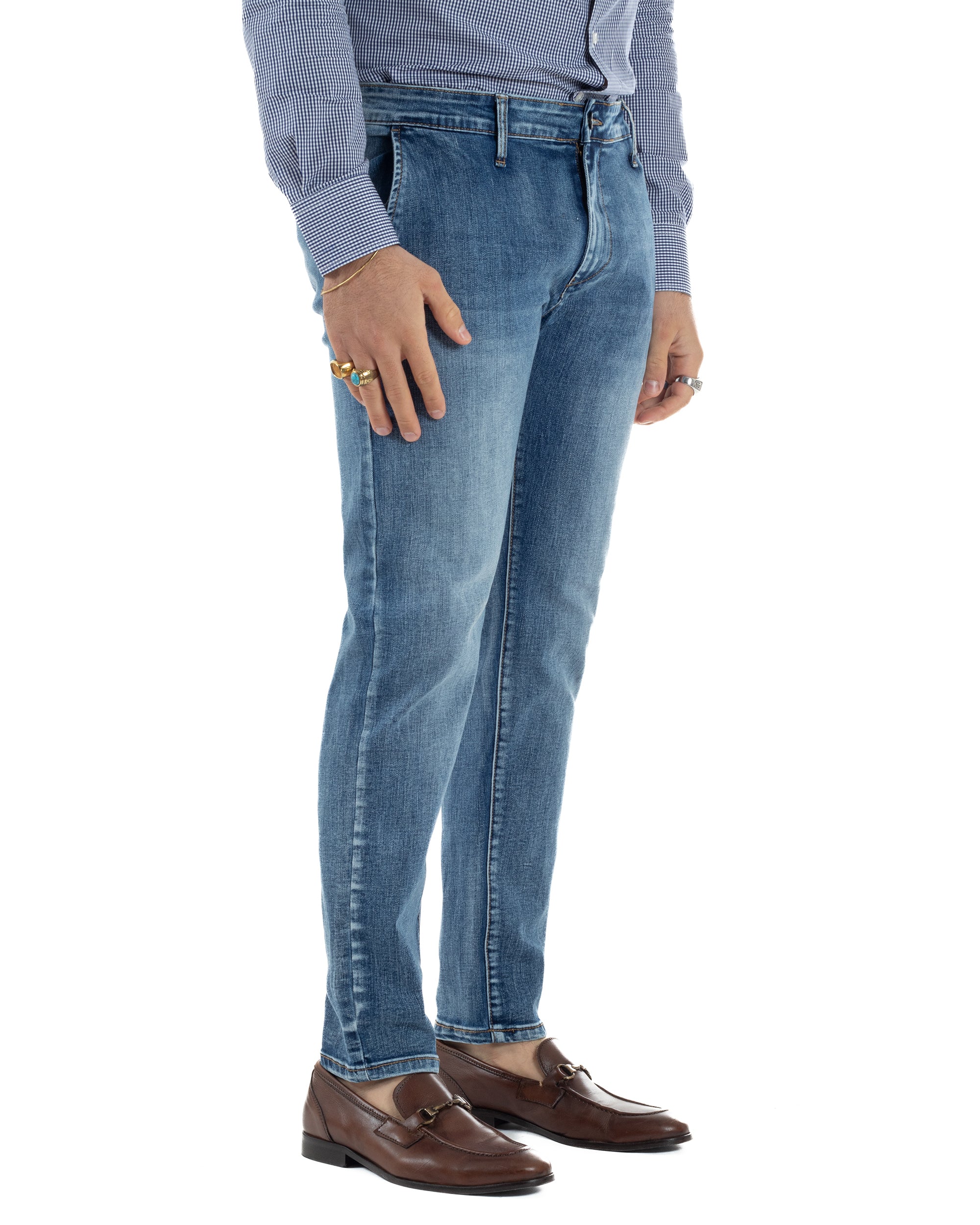 Vista laterale jeans uomo blu slim fit denim stone washed casual