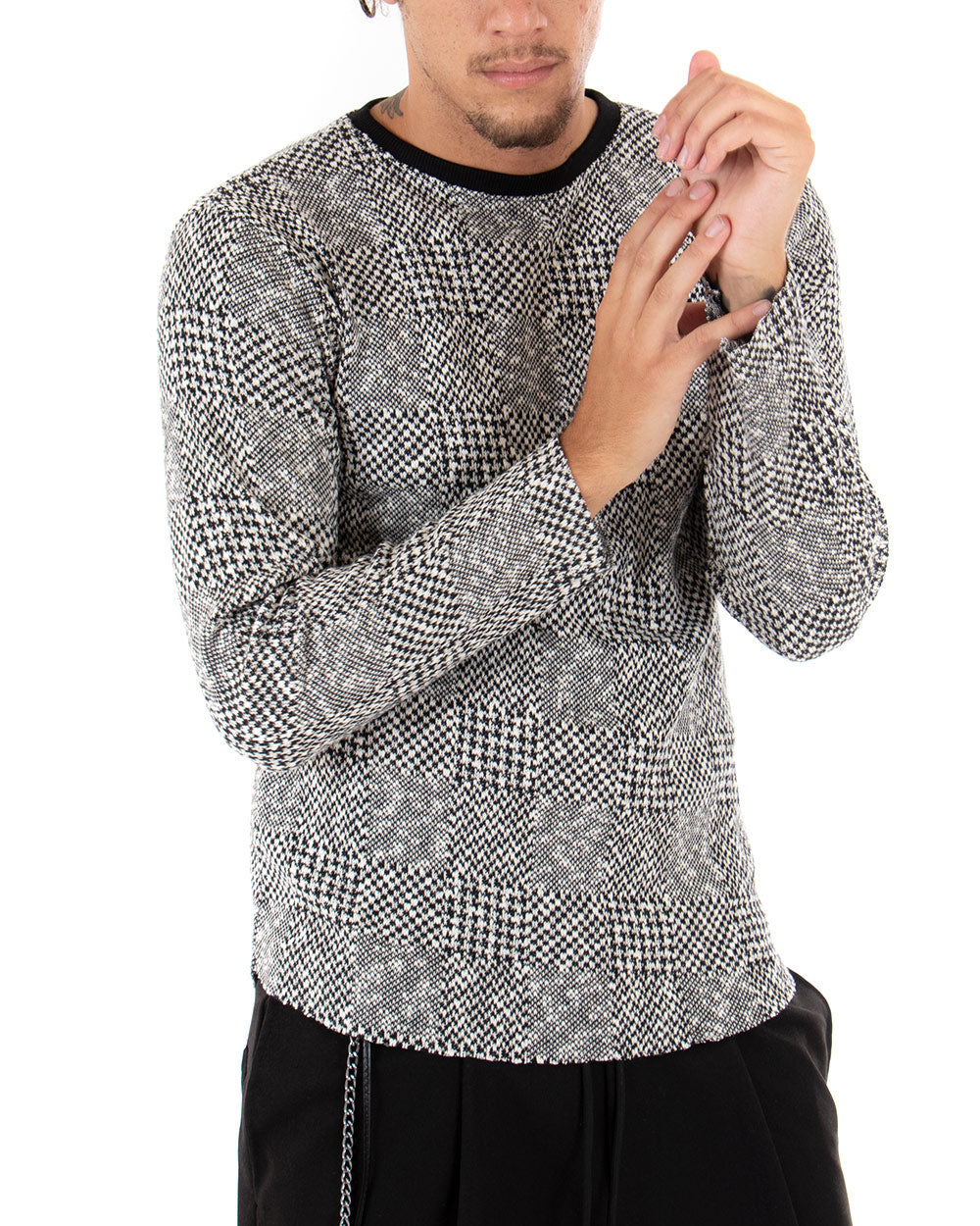 Men's Long Sleeves Multicolored Perforated Crew Neck Sweater GIOSAL