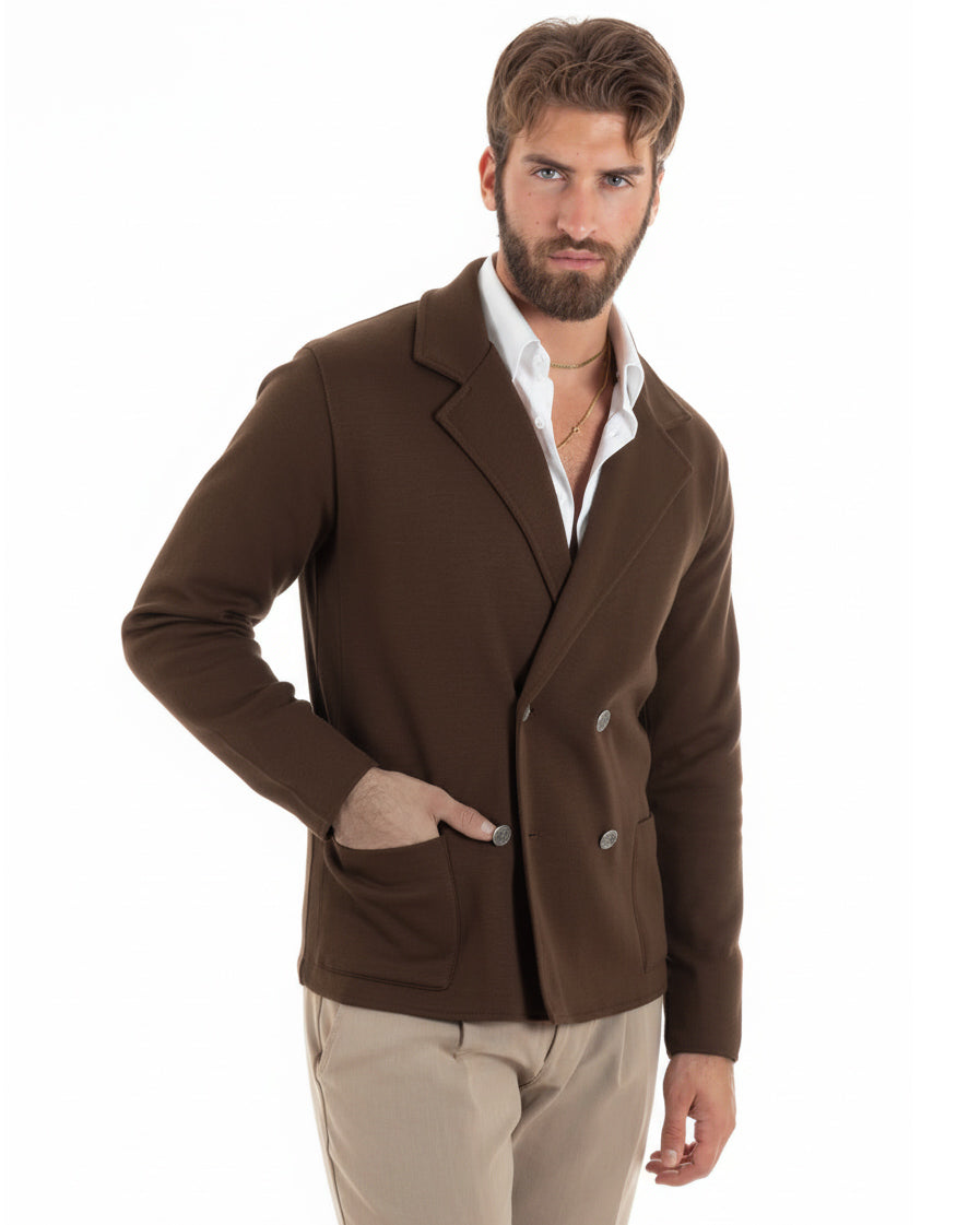 Vista frontale cardigan doppiopetto marrone bottoni metallo rever classico