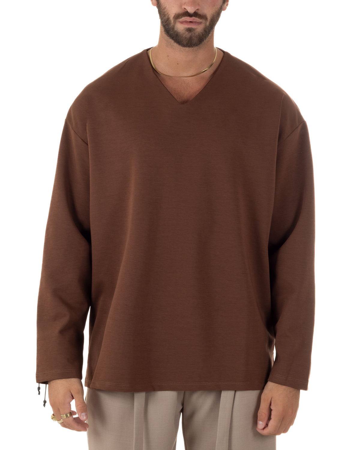 Maglia uomo long sleeve marrone, comoda e dallo stile casual