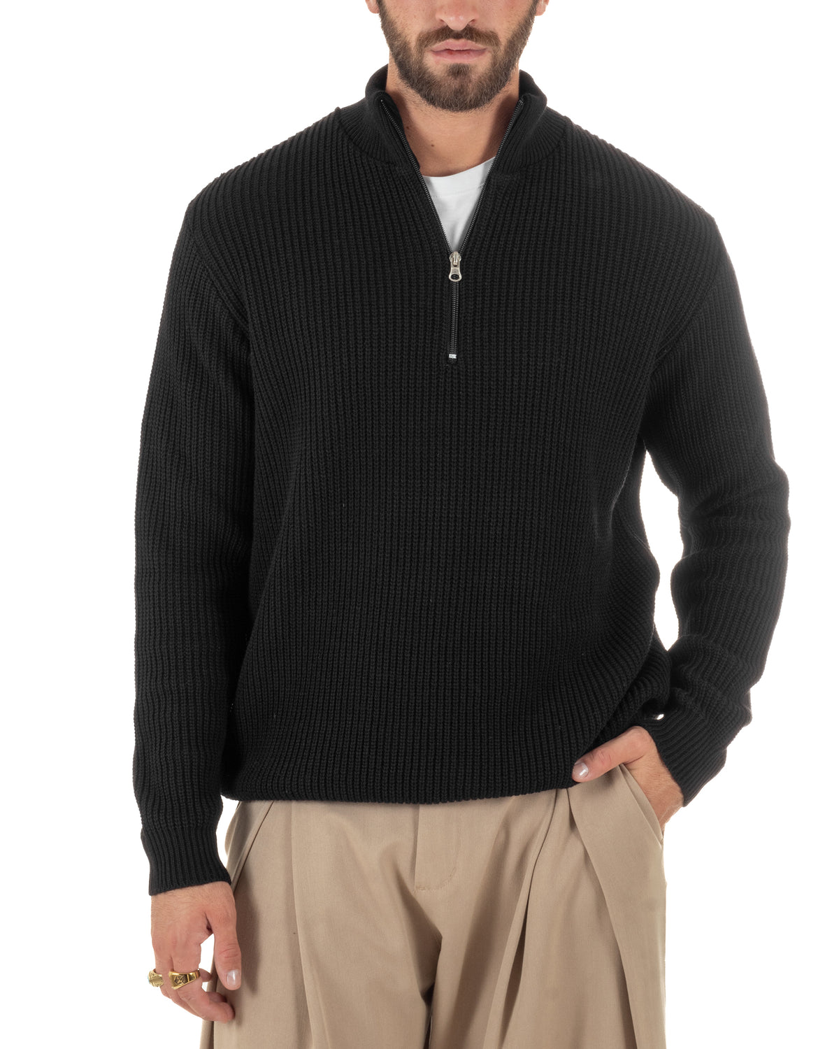 Maglioncino uomo in maglia a coste con collo alto e mezza zip nero GIOSAL-M3167A