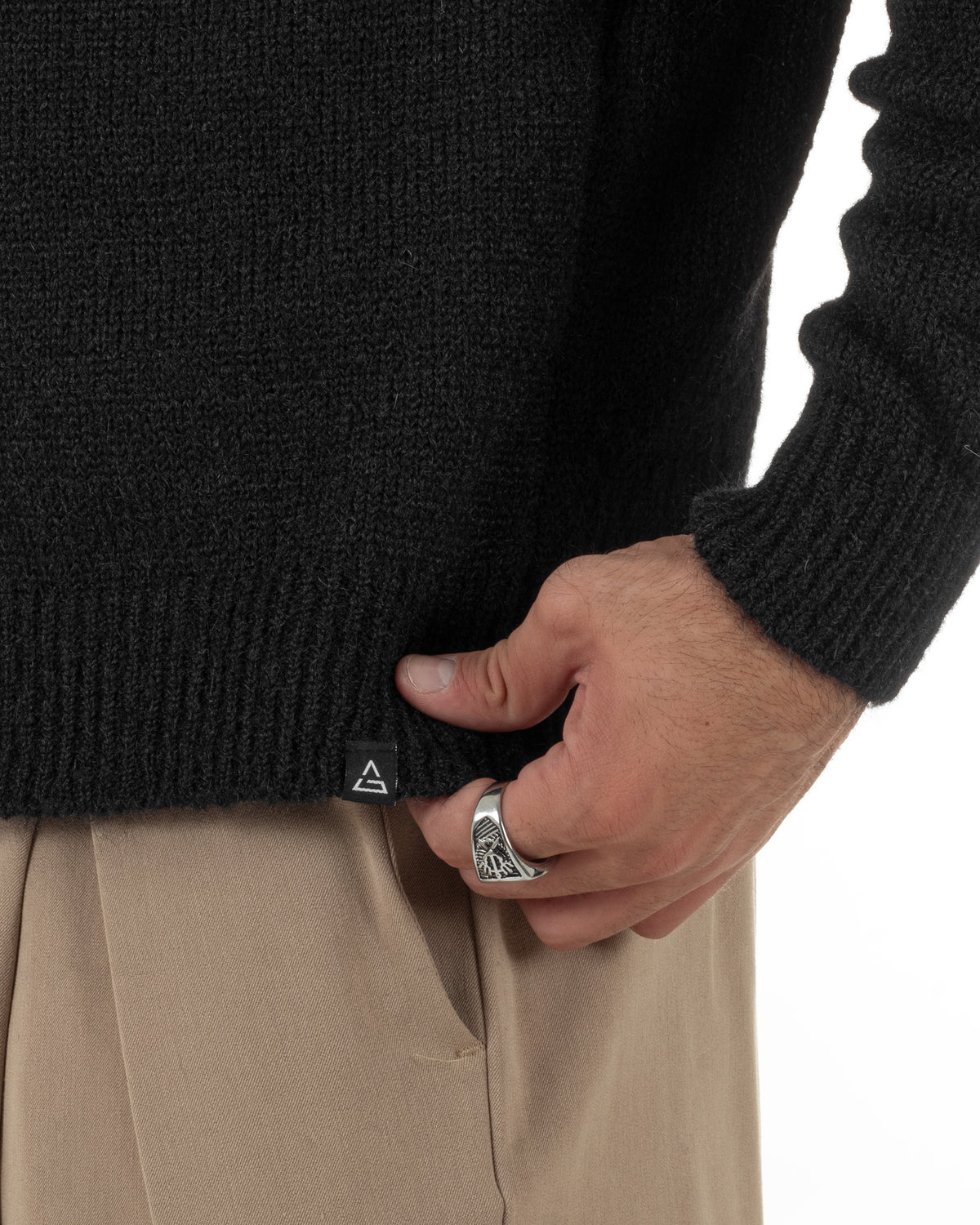 Cardigan lana mohair uomo maglia boxy fit morbido scollo a V bottoni nero GIOSAL-M3174A