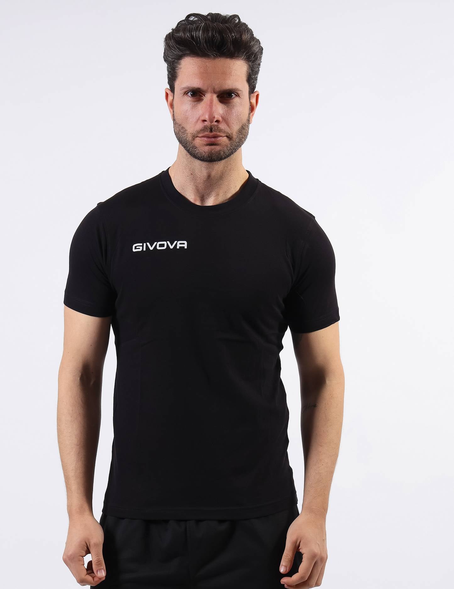 T-SHIRT COTONE FRESH GIVOVA NERO Unisex Maglia Mezze Maniche Comoda Sportiva Casual Tinta Unita GIOSAL