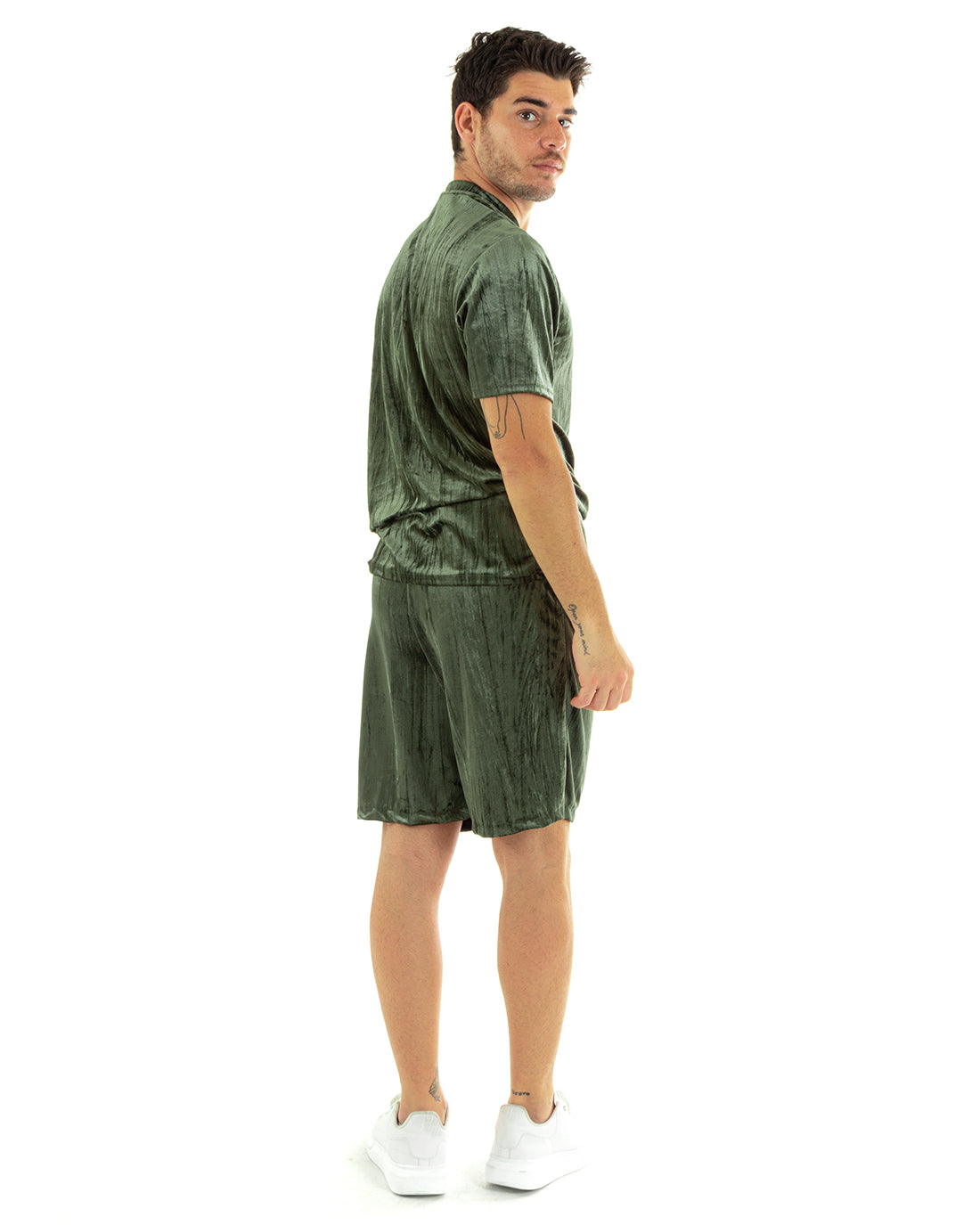 Complete Coordinated Set for Men Chenille T-Shirt Bermuda Outfit Green GIOSAL-OU2361A