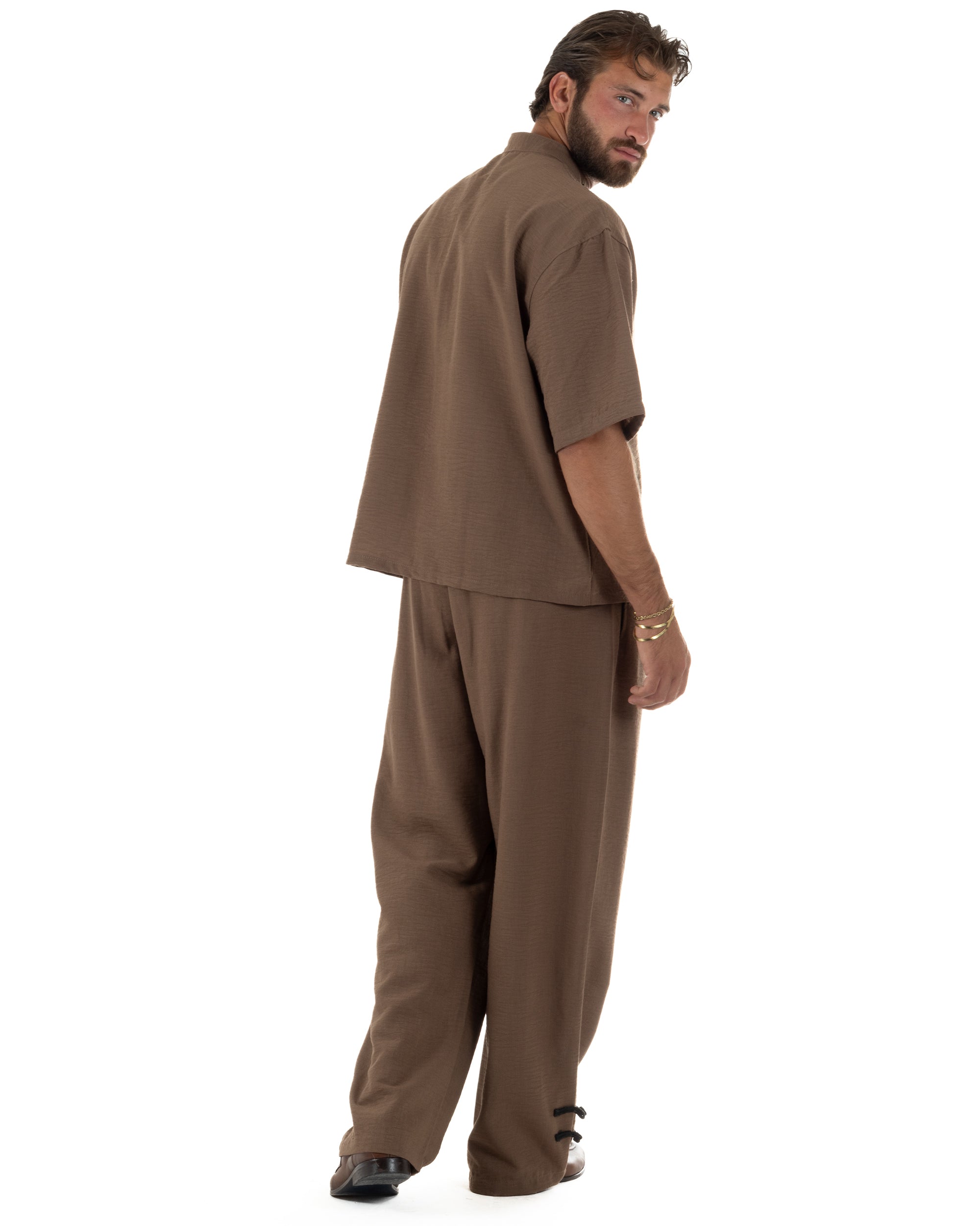 Coordinato uomo completo relaxed camicia coreana orientale pantaloni con coulisse marrone GIOSAL-OU2563A